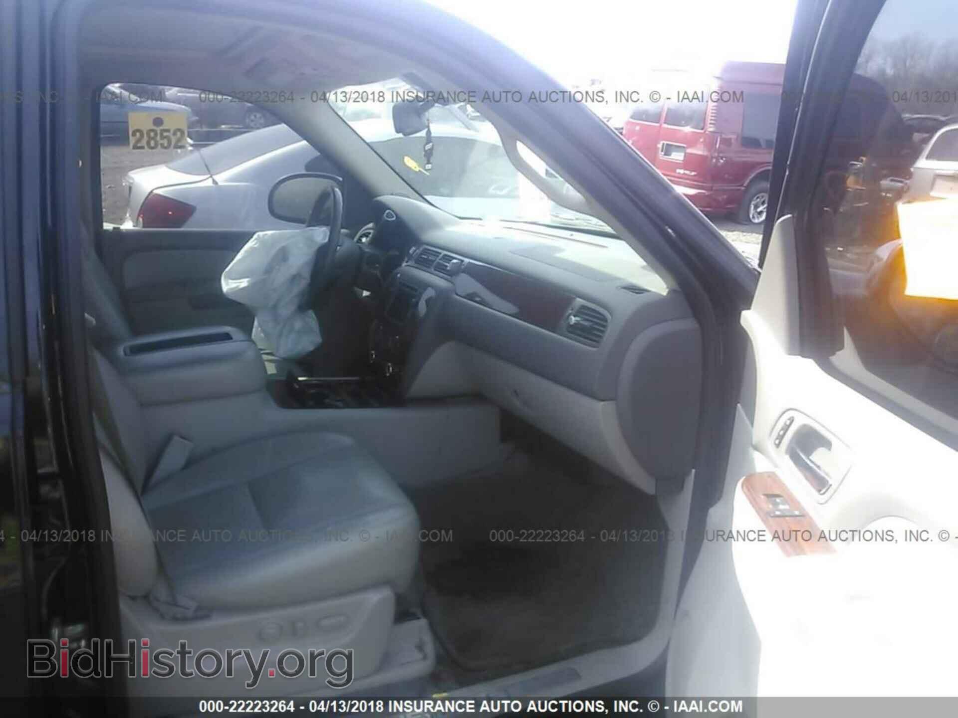 2011 Chevrolet Tahoe - VIN: 1GNSKCE08BR391014 - Фото 5