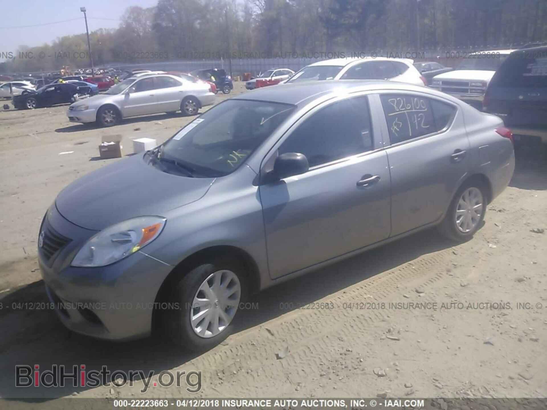 2012 Nissan Versa - VIN: 3N1CN7AP5CL826100 - Фото 2
