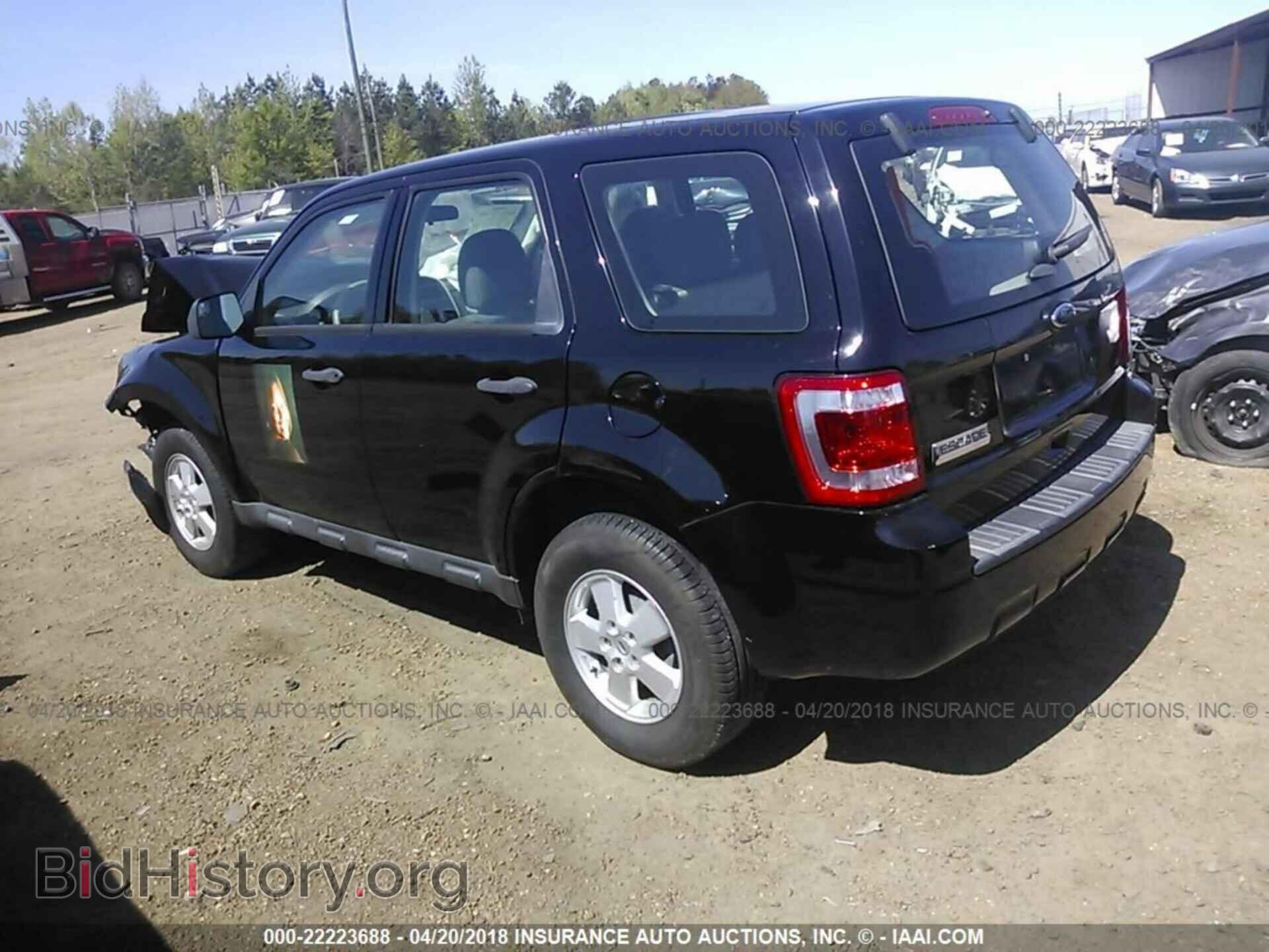 2012 Ford Escape - VIN: 1FMCU0C71CKB26947 - Фото 3
