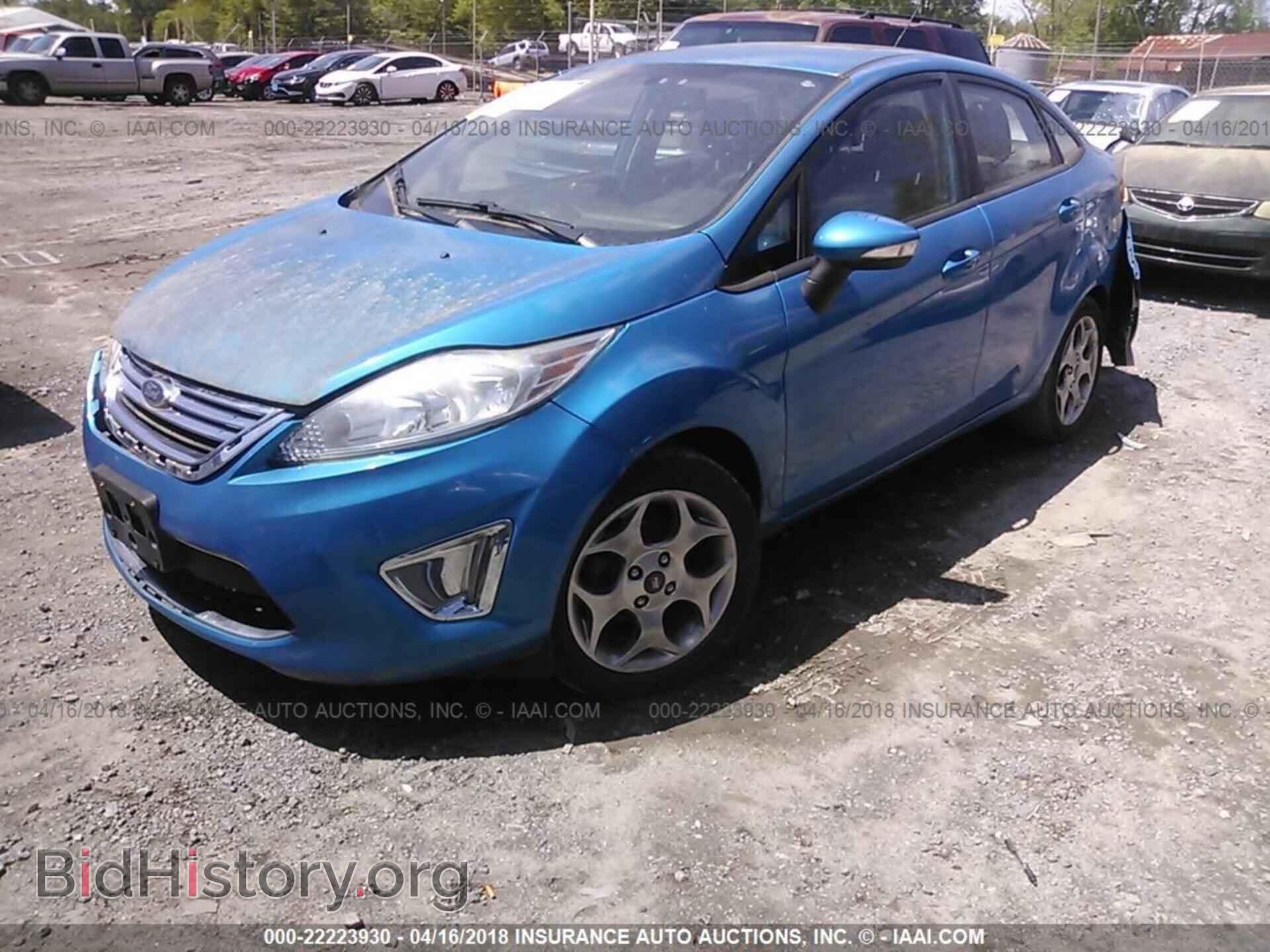 2012 Ford Fiesta - VIN: 3FADP4CJ1CM156807 - Фото 2