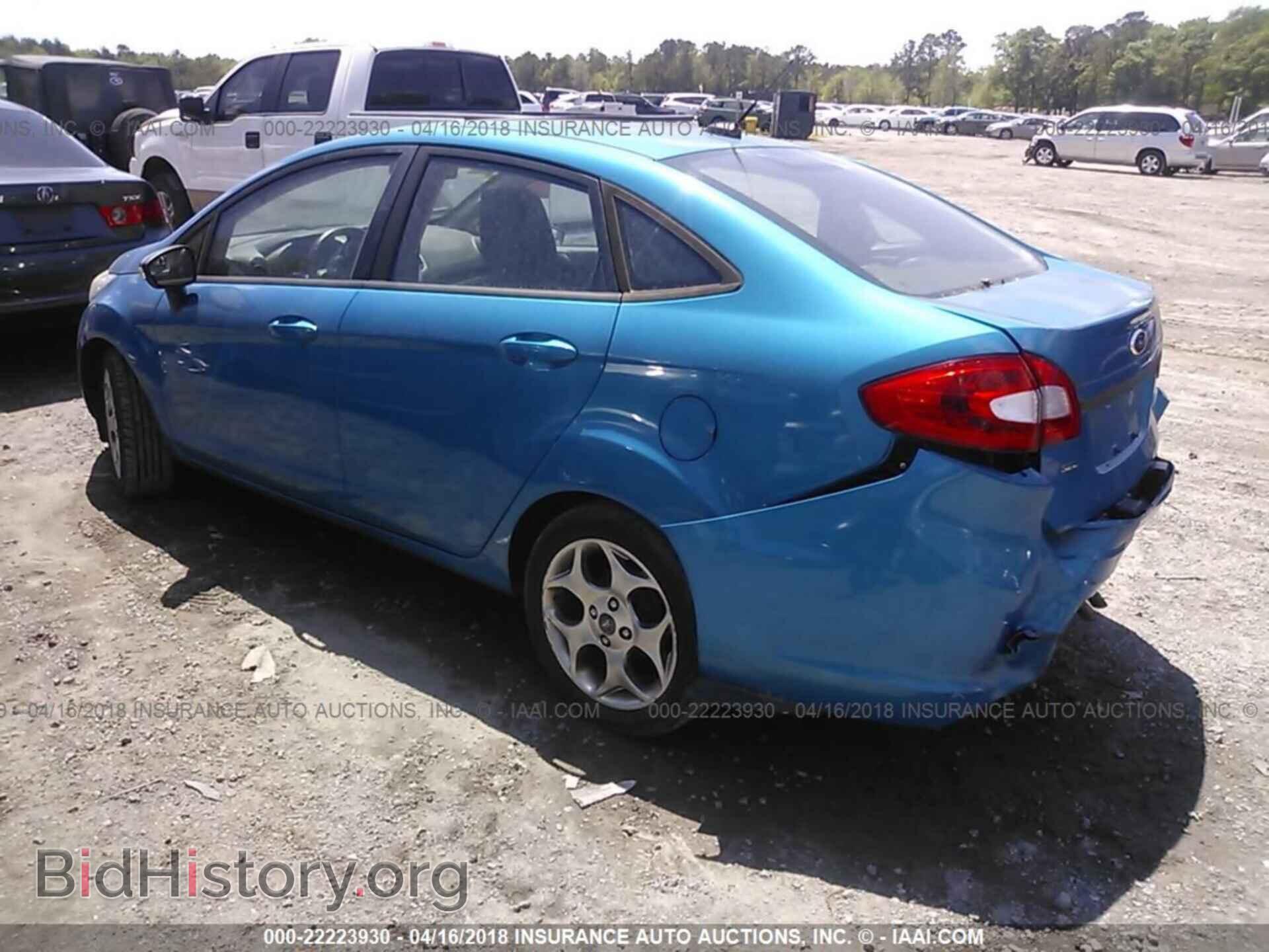 2012 Ford Fiesta - VIN: 3FADP4CJ1CM156807 - Фото 3