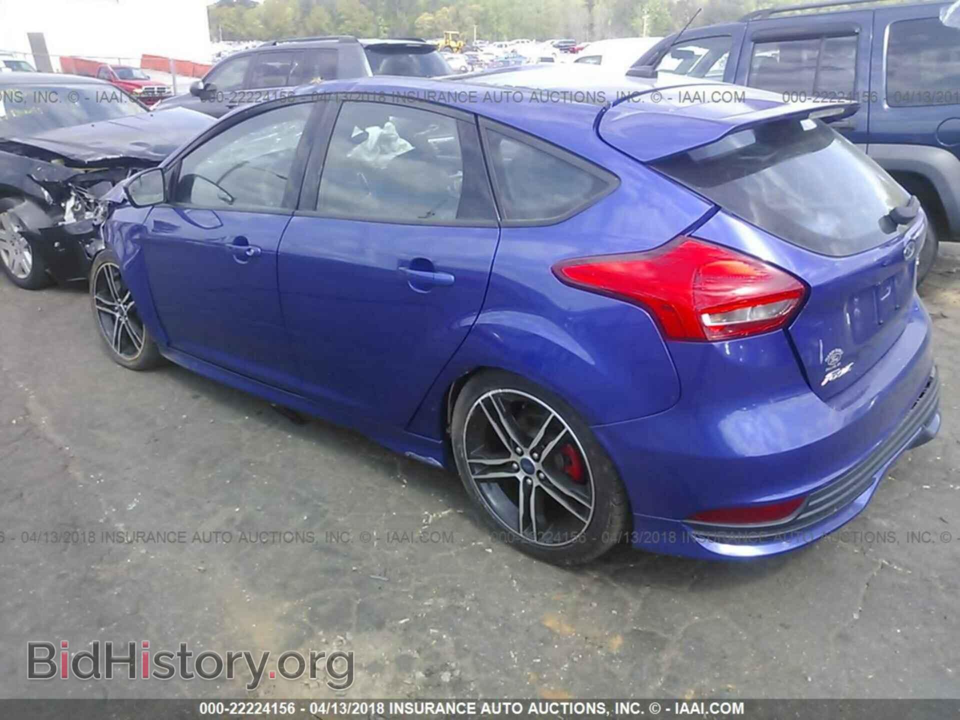 2015 Ford Focus - VIN: 1FADP3L91FL345172 - Photo 3