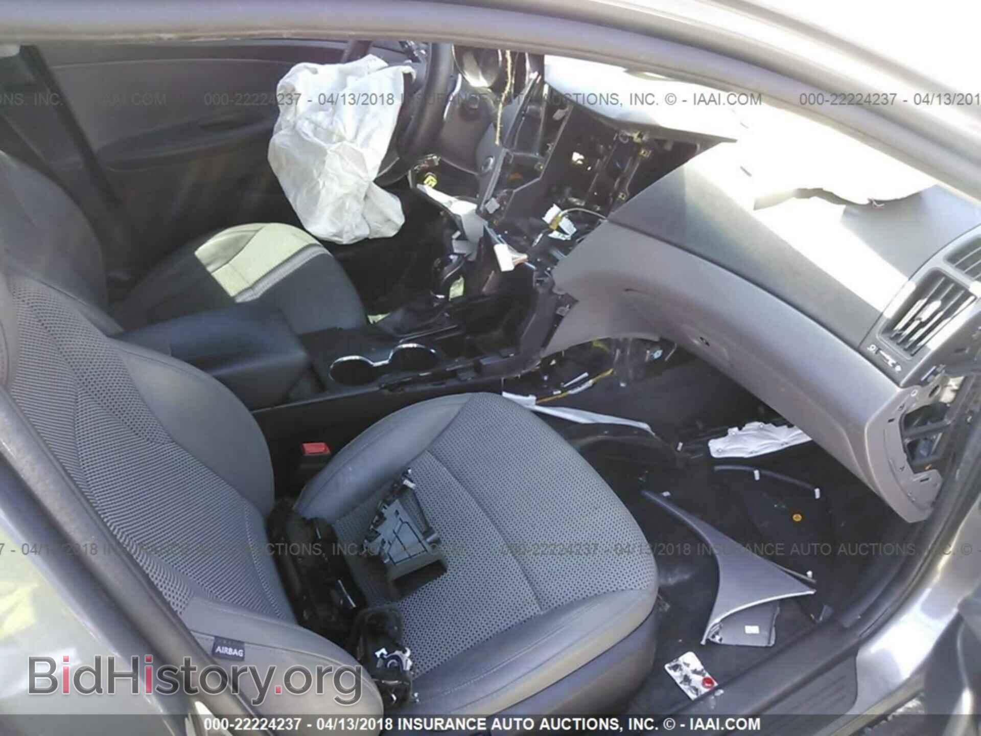 2012 Hyundai Sonata - VIN: 5NPEC4AB3CH480594 - Photo 5