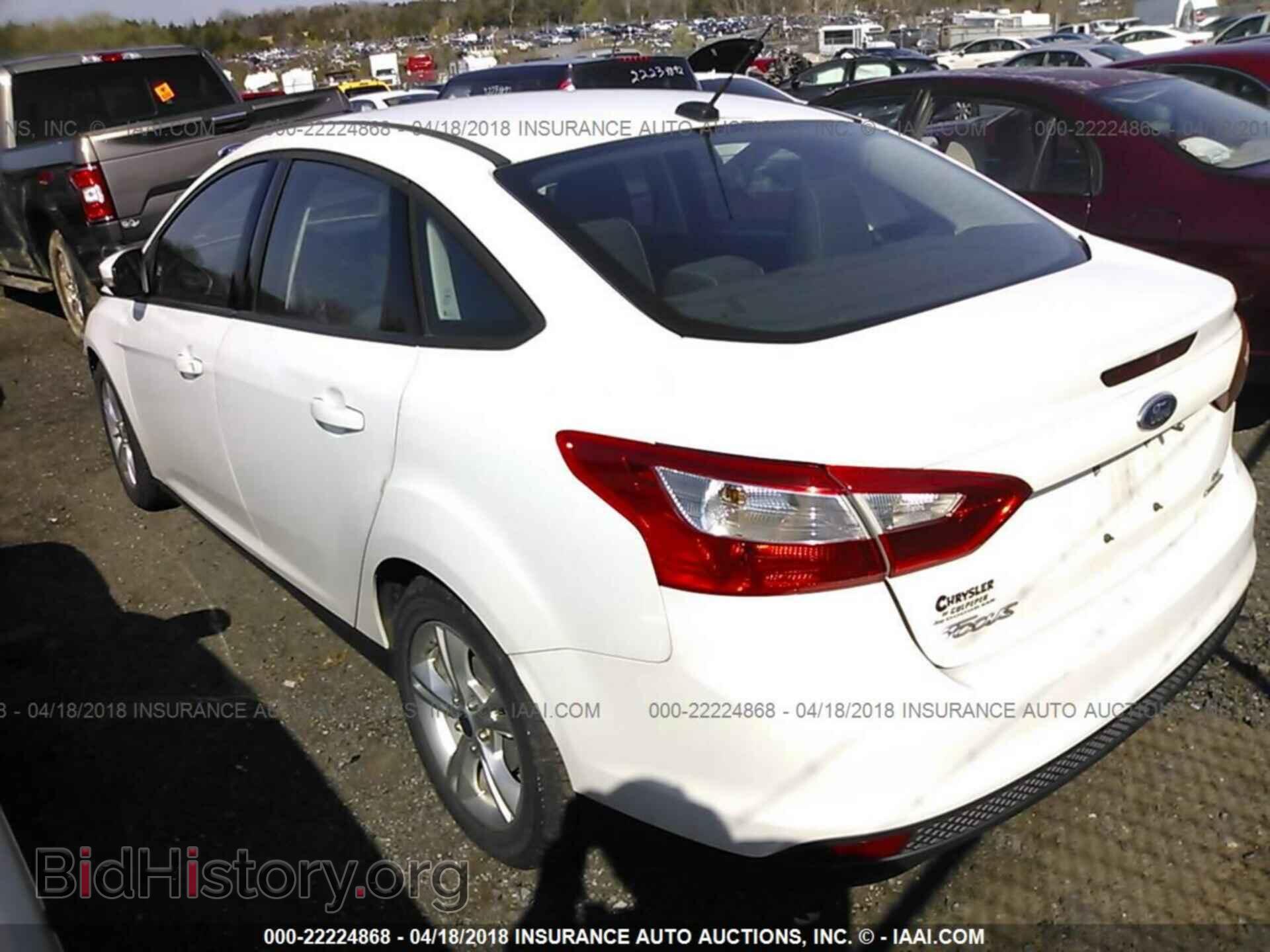 2014 Ford Focus - VIN: 1FADP3F24EL127403 - Фото 3