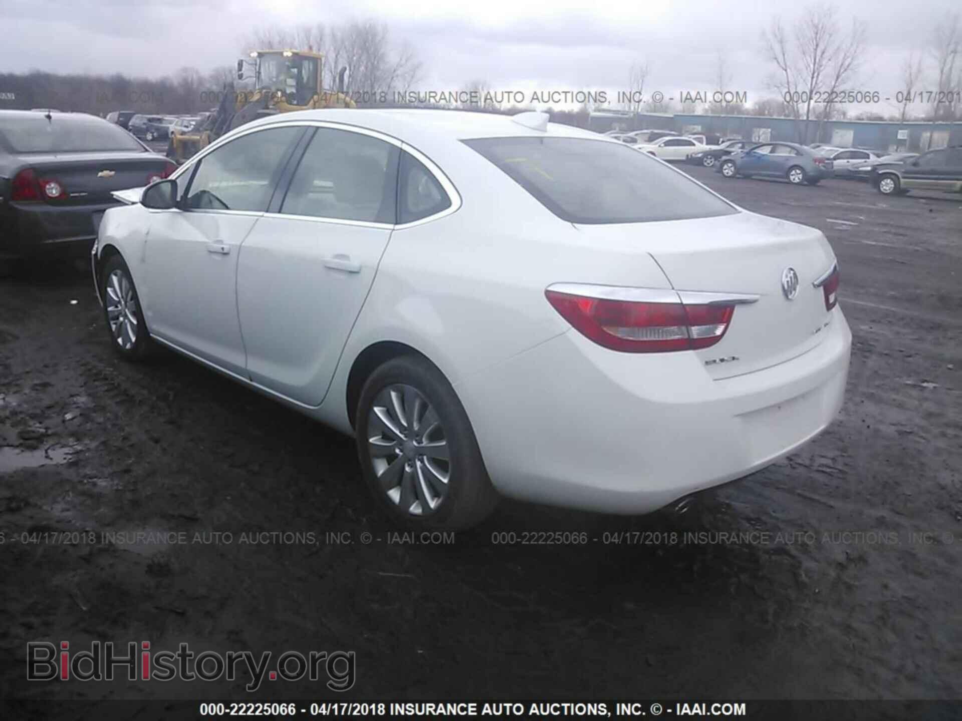 2015 Buick Verano - VIN: 1G4PP5SK3F4135315 - Фото 3