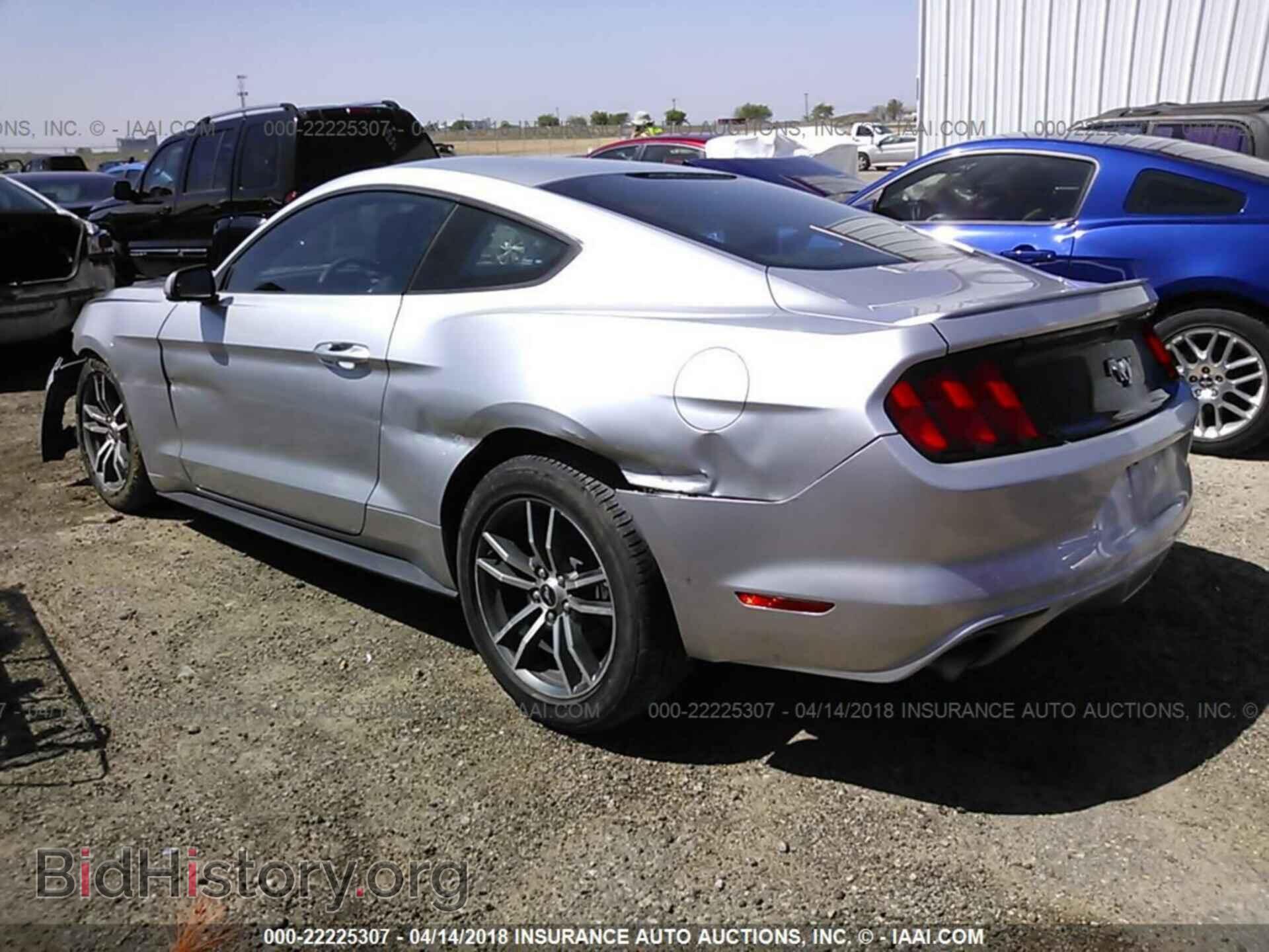 2016 Ford Mustang - VIN: 1FA6P8TH8G5332938 - Фото 3