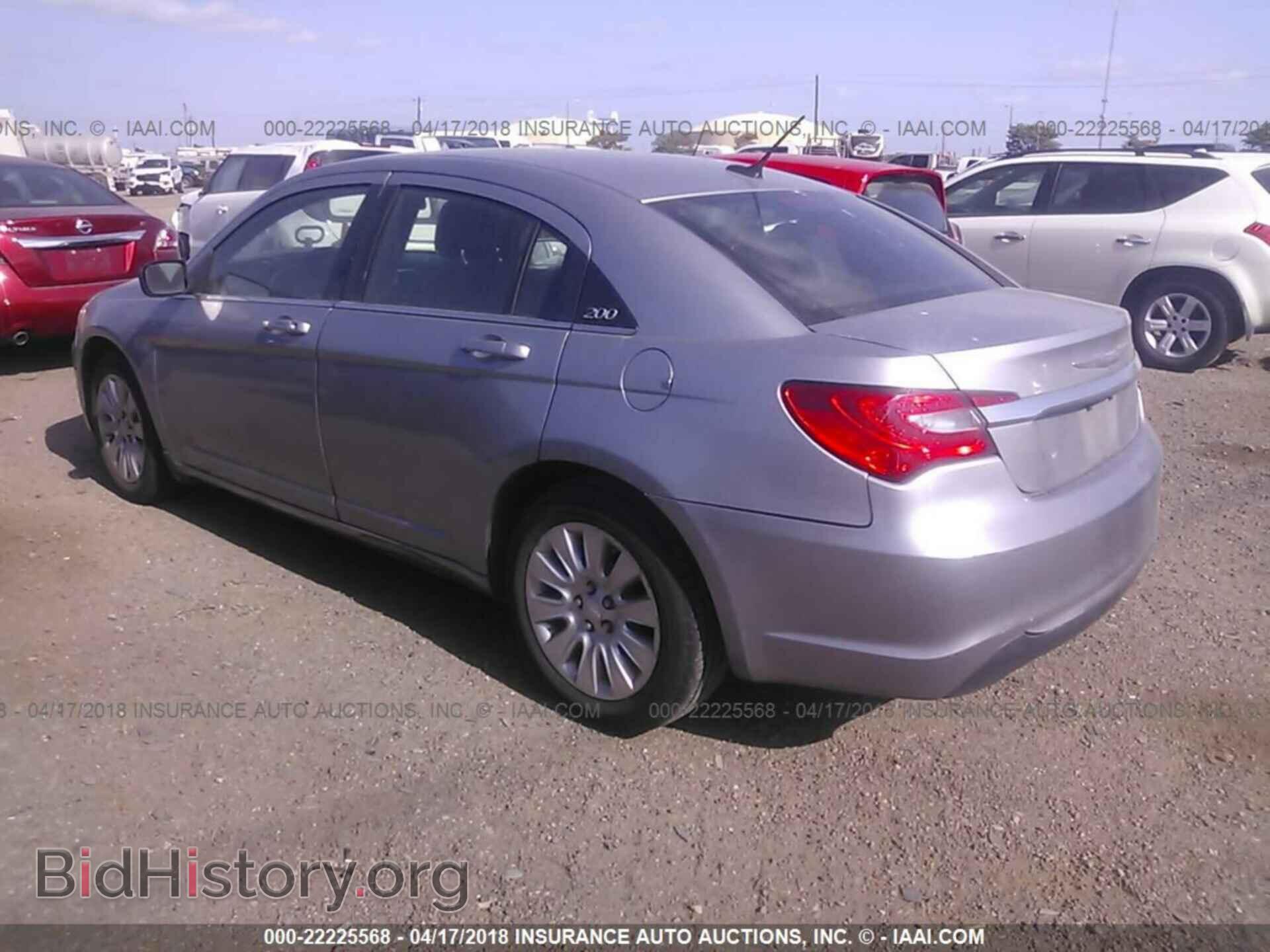 2013 Chrysler 200 - VIN: 1C3CCBAB7DN606344 - Photo 3