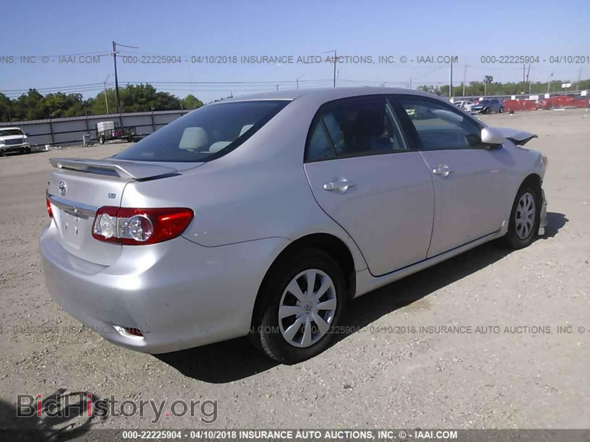 2011 Toyota Corolla - VIN: 2T1BU4EE5BC601096 - Photo 4