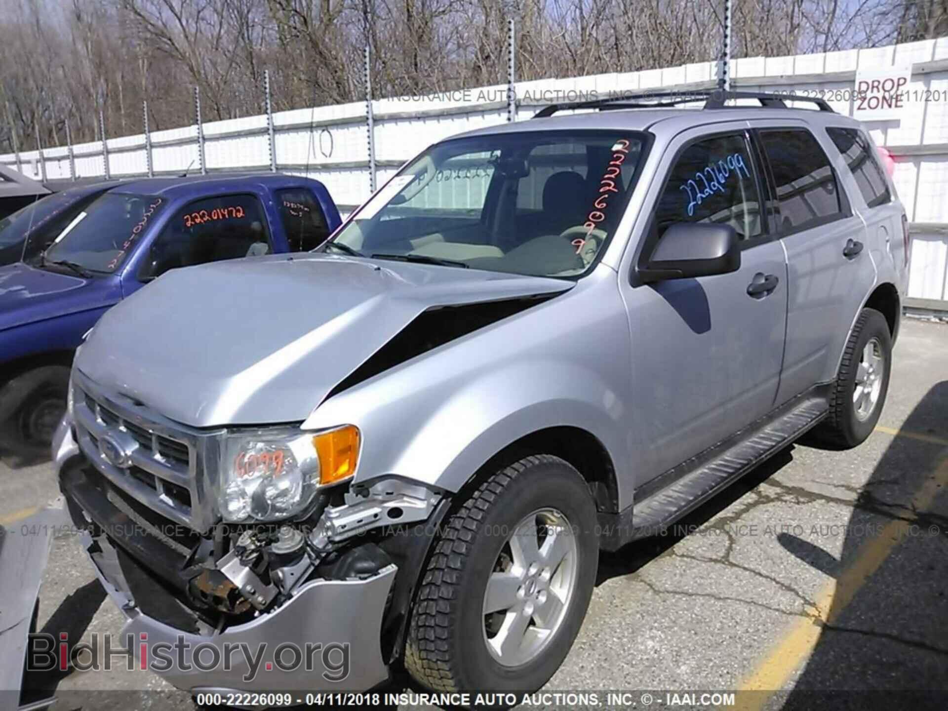 2012 Ford Escape - VIN: 1FMCU9C75CKA78485 - Фото 2