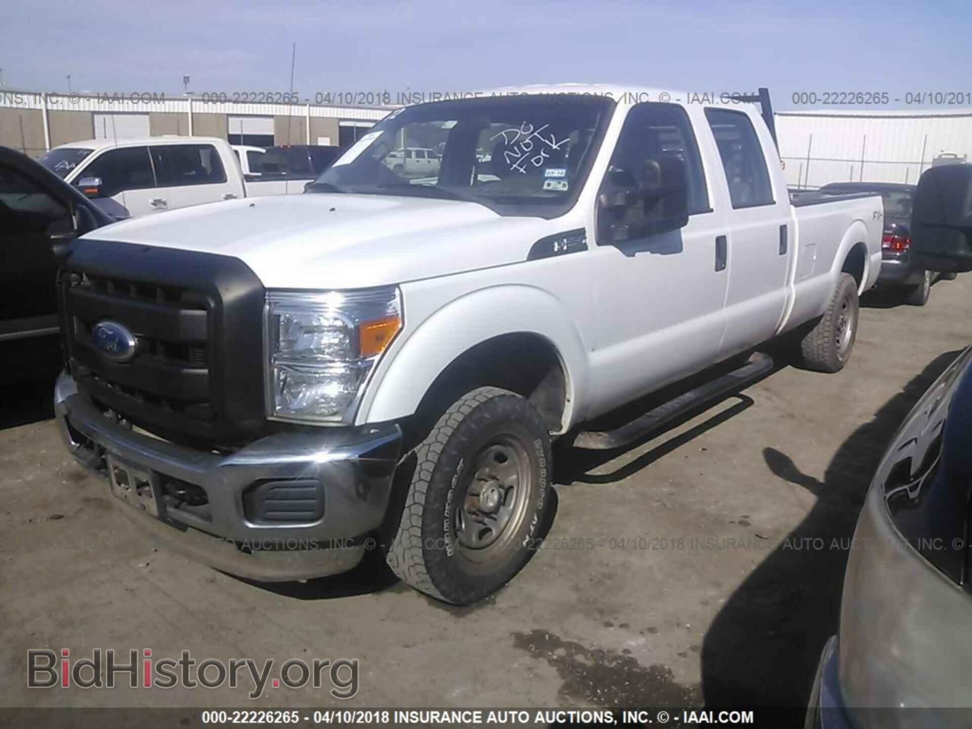 2011 Ford F250 - VIN: 1FT7W2B62BEA90722 - Фото 2