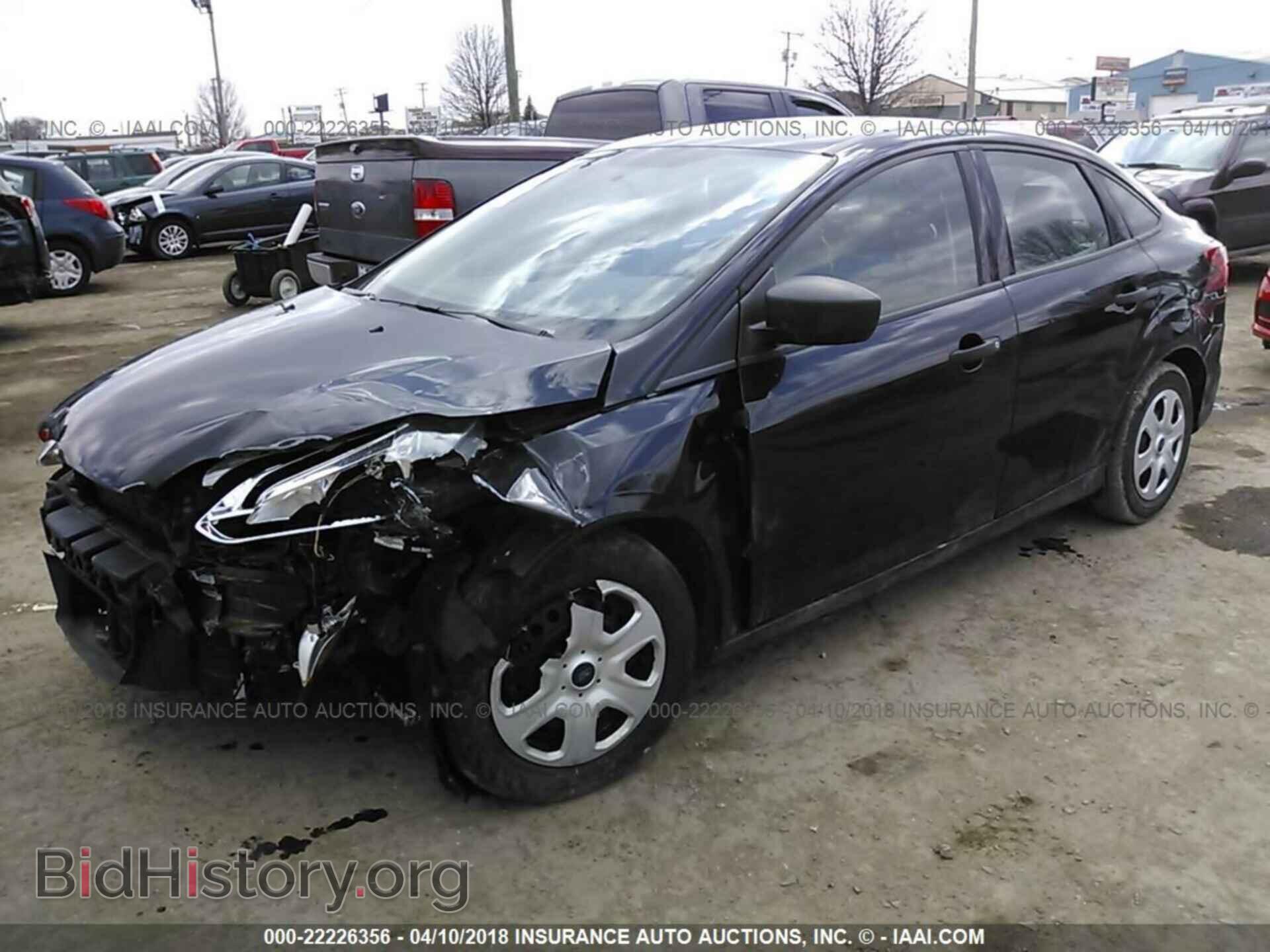 2013 Ford Focus - VIN: 1FADP3E29DL203746 - Photo 2