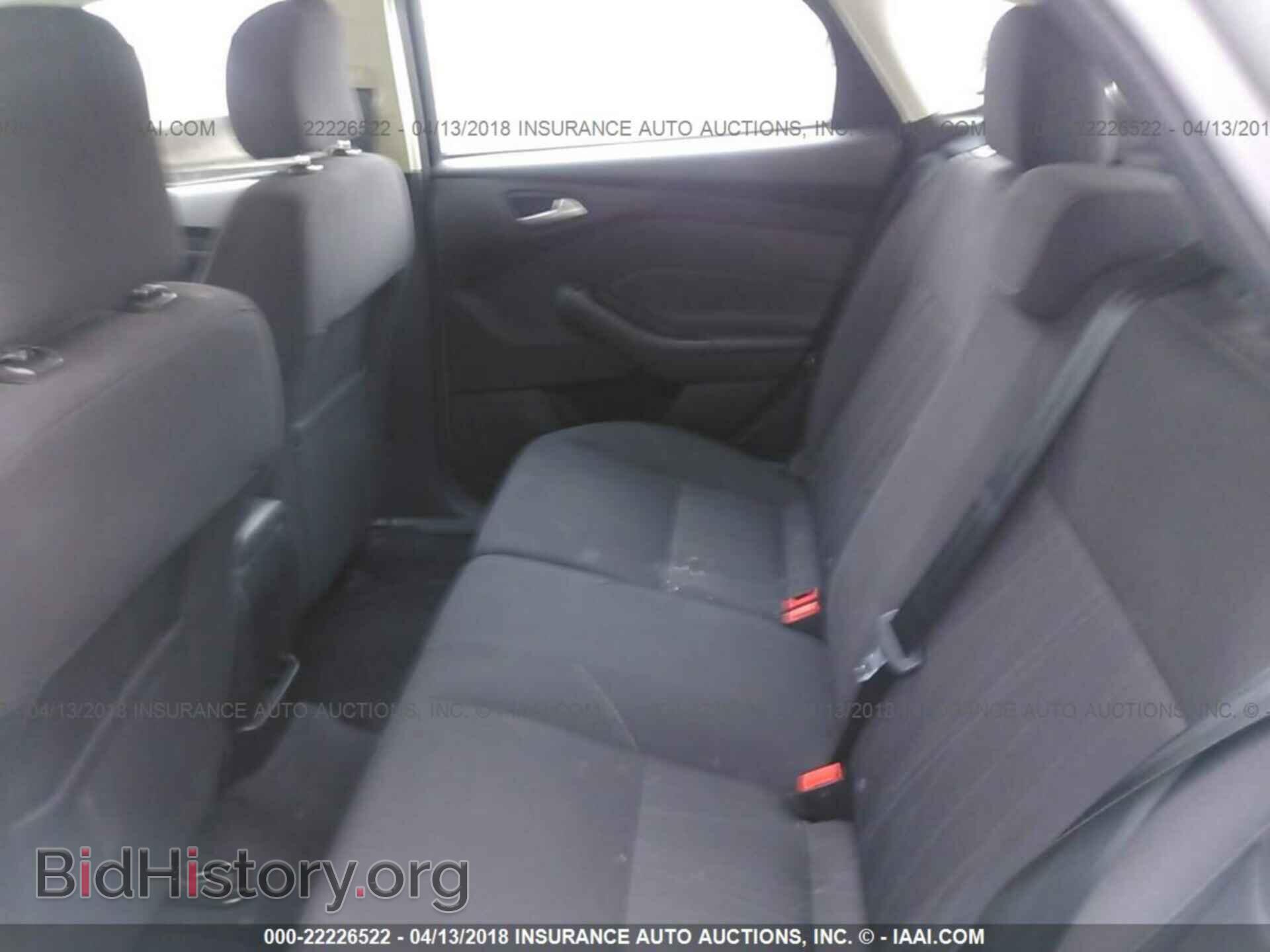 2016 Ford Focus - VIN: 1FADP3K24GL339260 - Фото 8