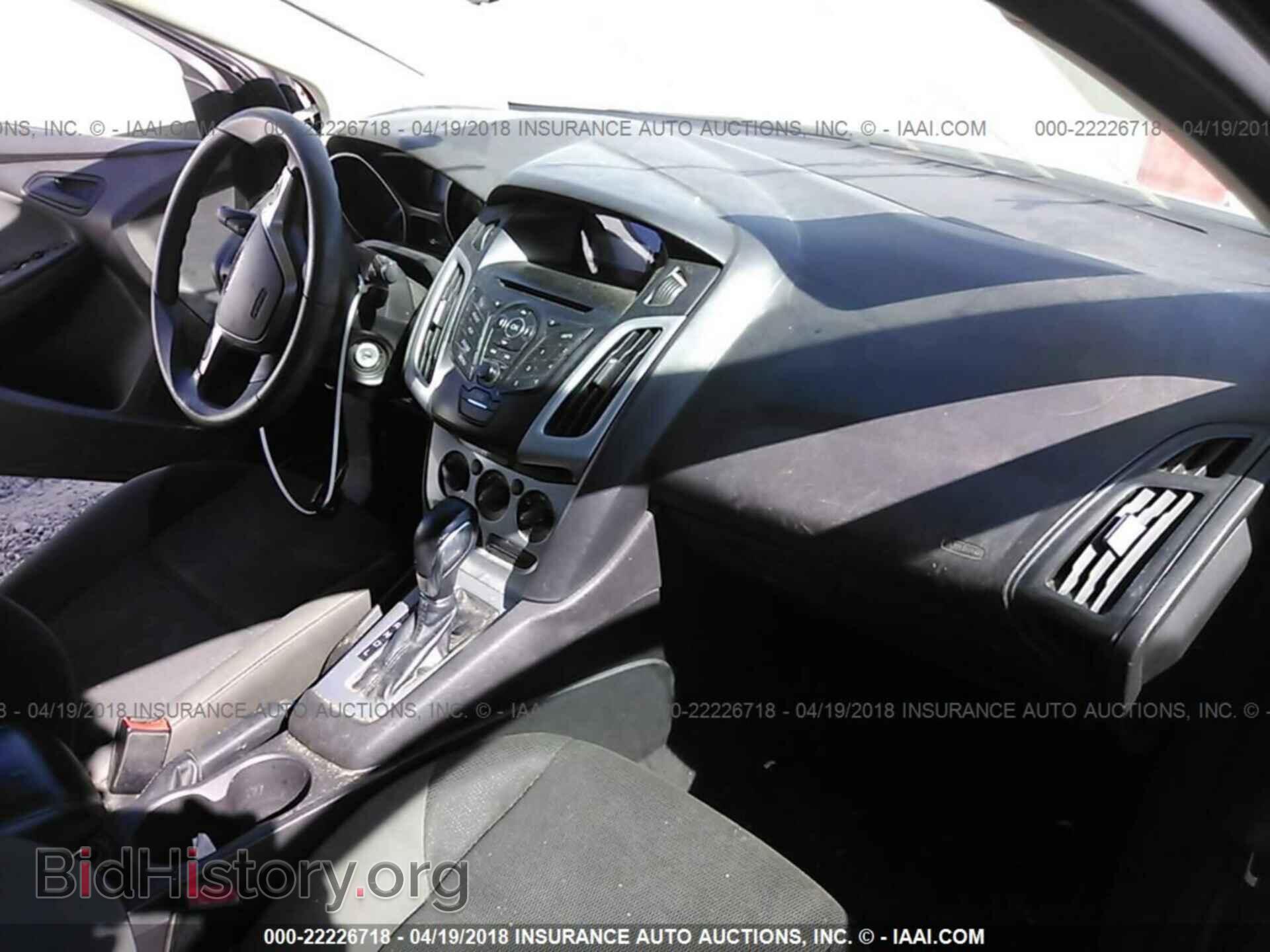 2012 Ford Focus - VIN: 1FAHP3F22CL417461 - Photo 5