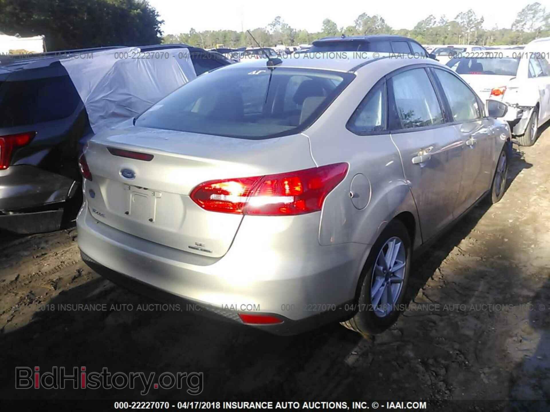 2015 Ford Focus - VIN: 1FADP3F22FL286146 - Фото 4