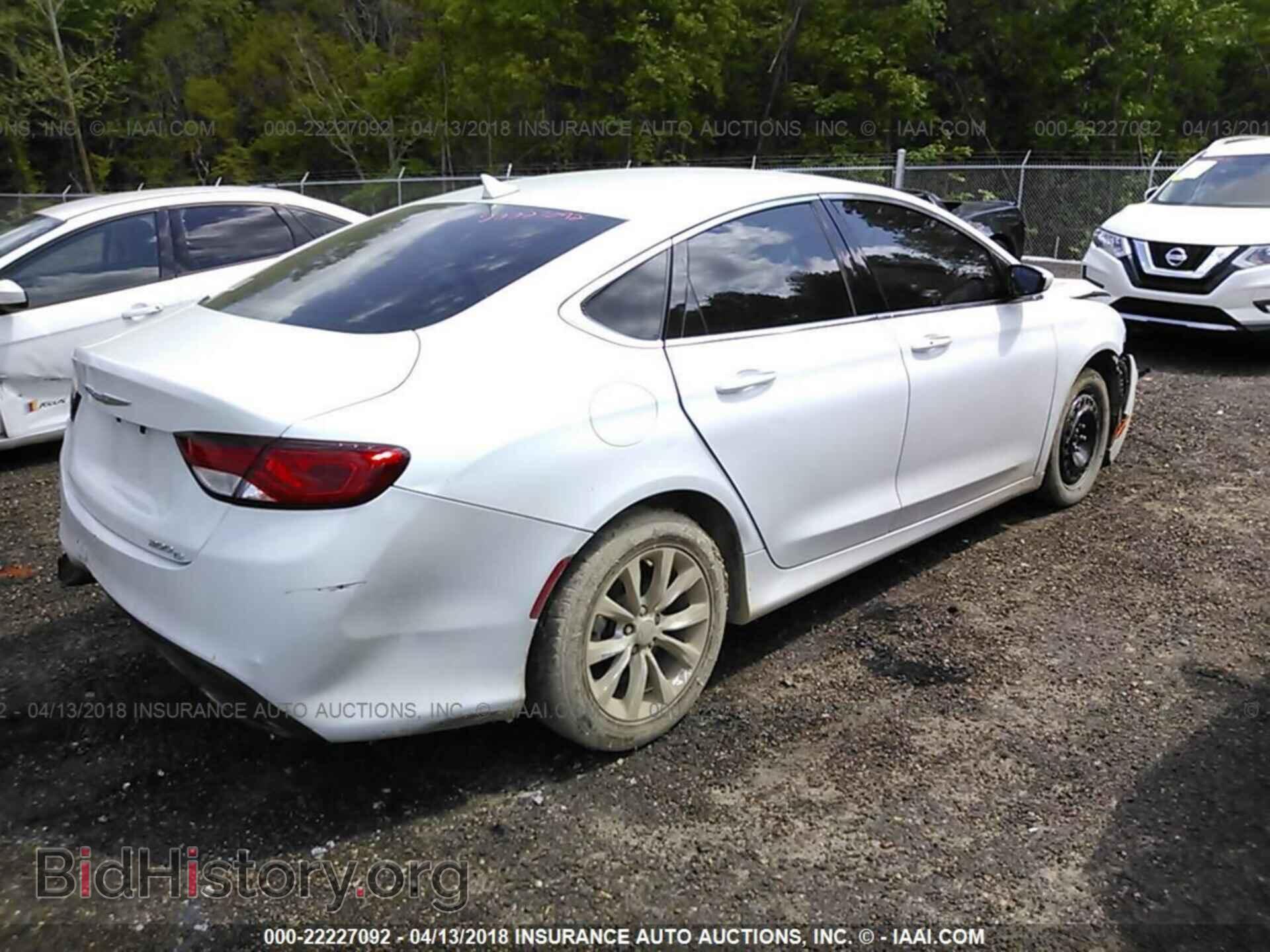 2015 Chrysler 200 - VIN: 1C3CCCCG9FN667860 - Photo 4