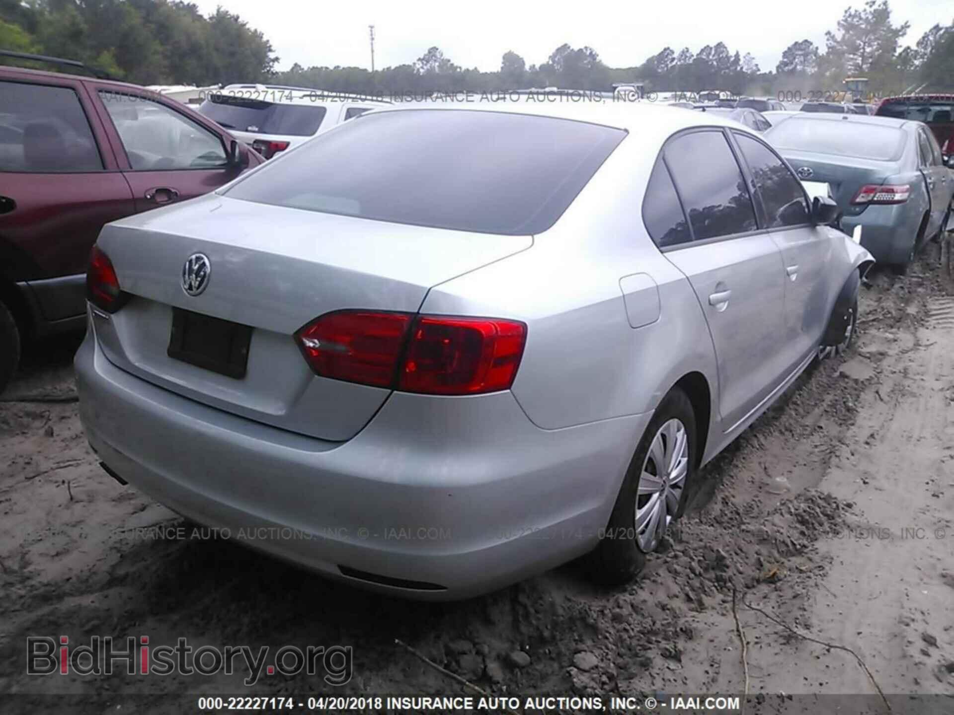2011 VOLKSWAGEN JETTA SEDAN - VIN: 3VW2K7AJ4BM347301 - Фото 4