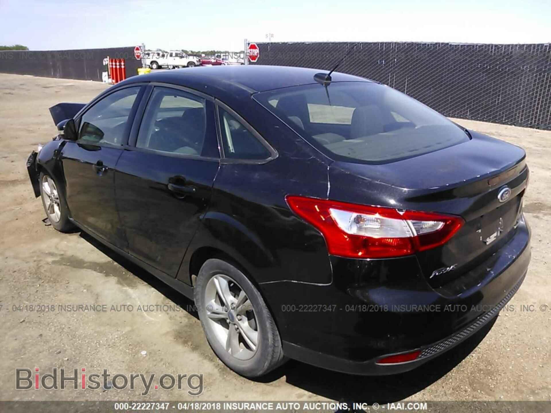 2013 Ford Focus - VIN: 1FADP3F25DL166340 - Фото 3