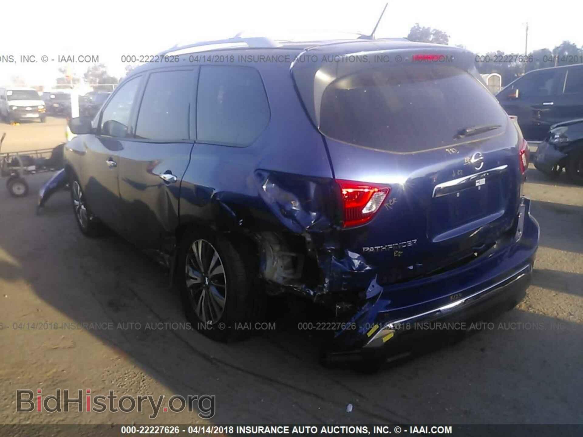2017 Nissan Pathfinder - VIN: 5N1DR2MN4HC913908 - Фото 3