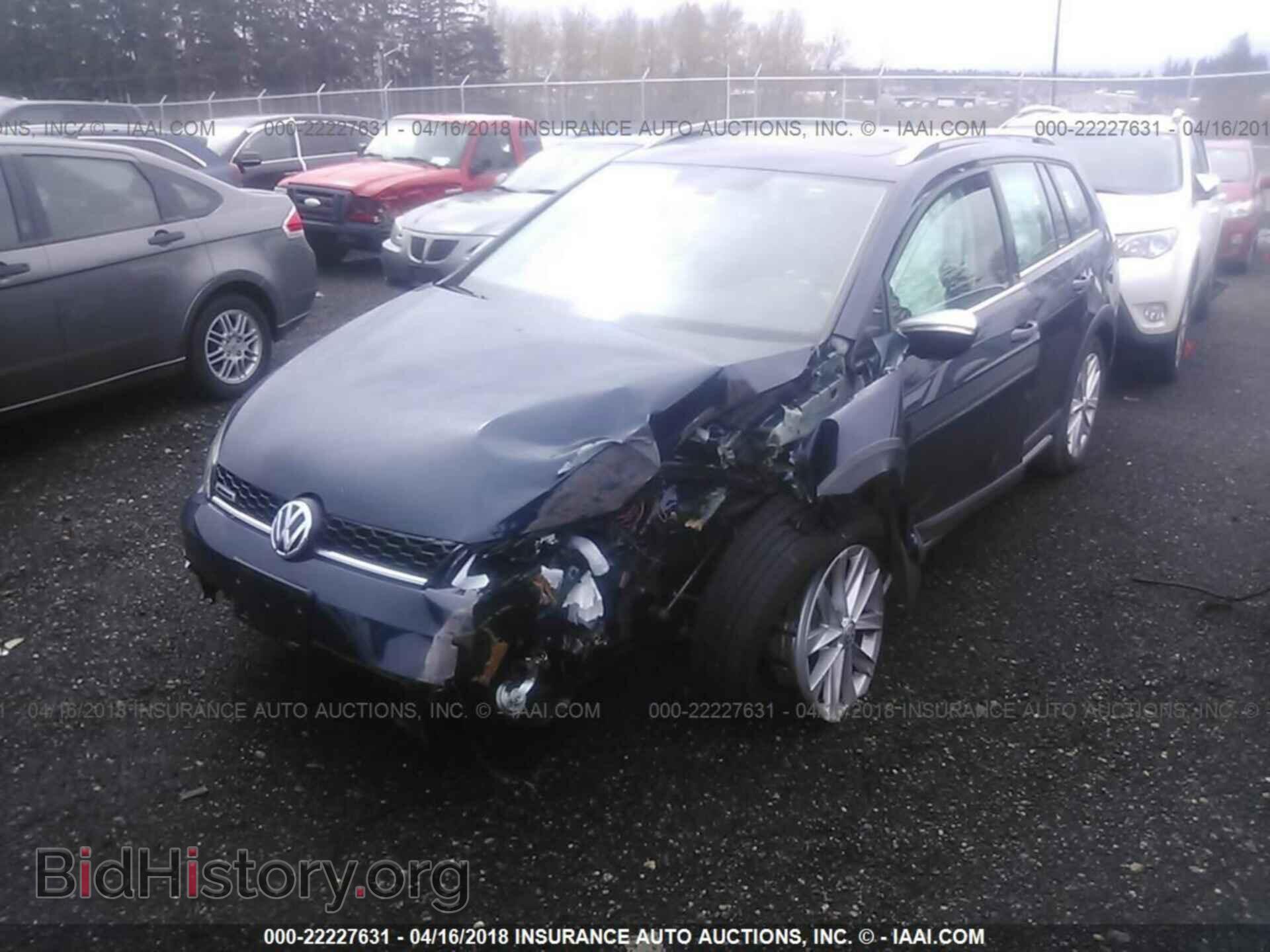 2017 Volkswagen Golf - VIN: 3VWH17AU6HM526682 - Фото 2