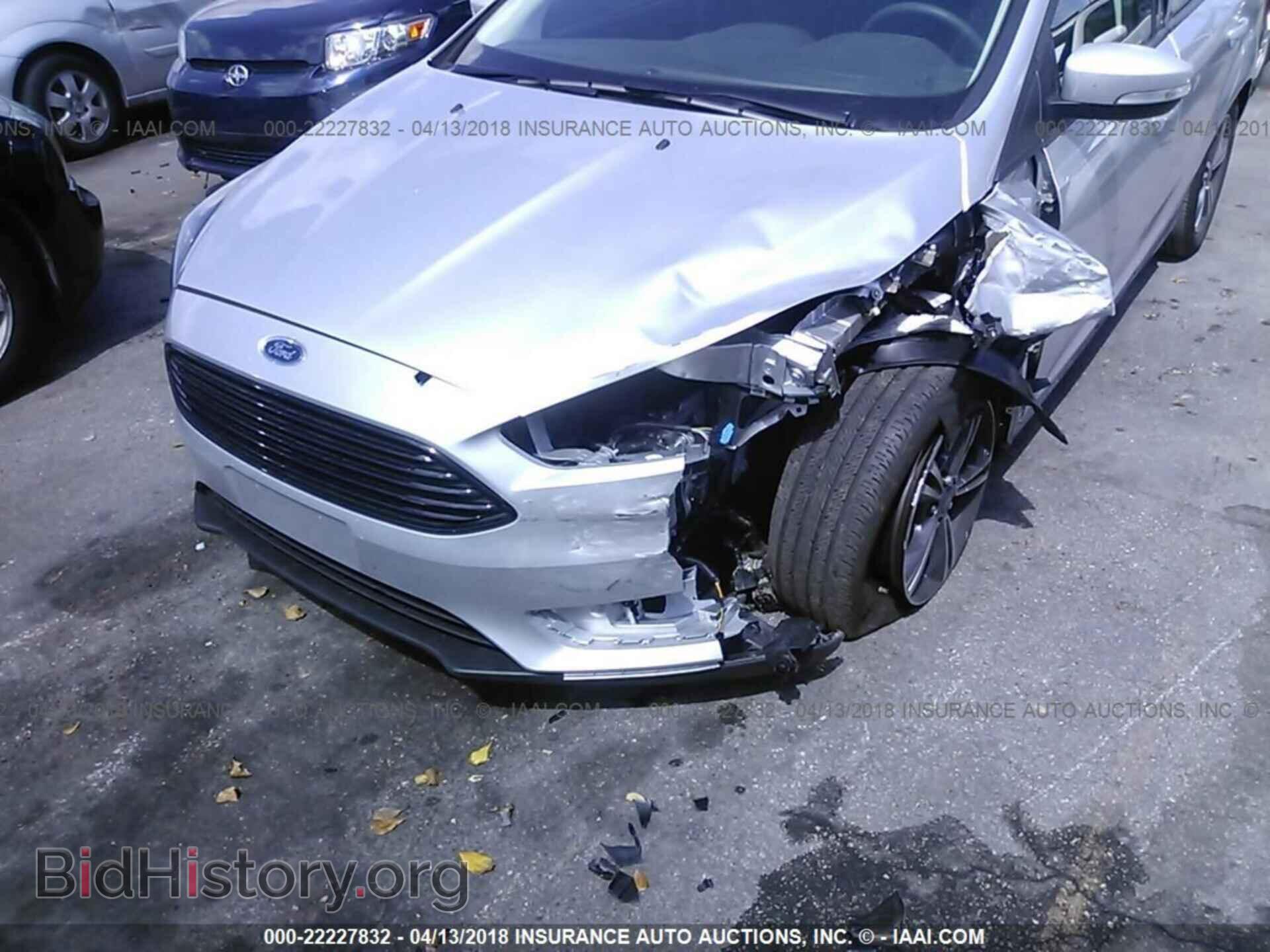 2017 Ford Focus - VIN: 1FADP3FE6HL337824 - Photo 6