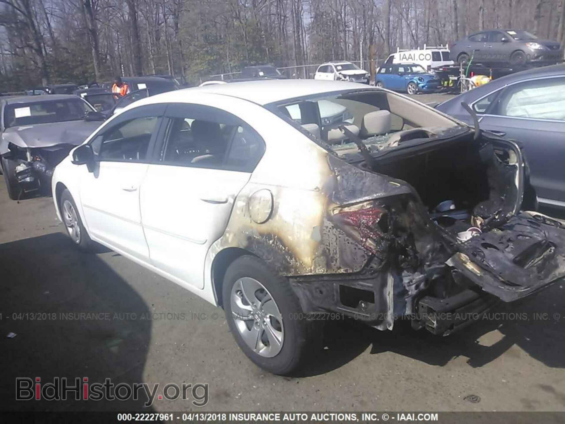 2014 Honda Civic - VIN: 19XFB2F50EE237346 - Photo 3