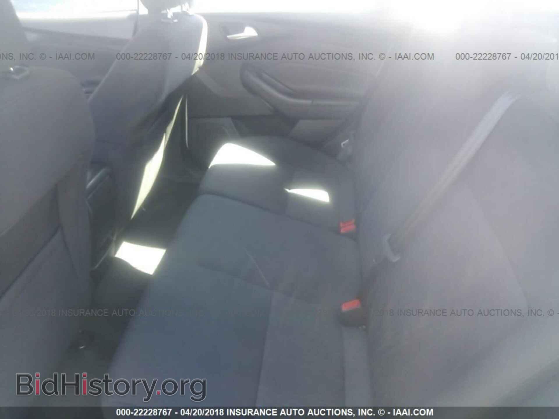2016 Ford Focus - VIN: 1FADP3K23GL284686 - Photo 8