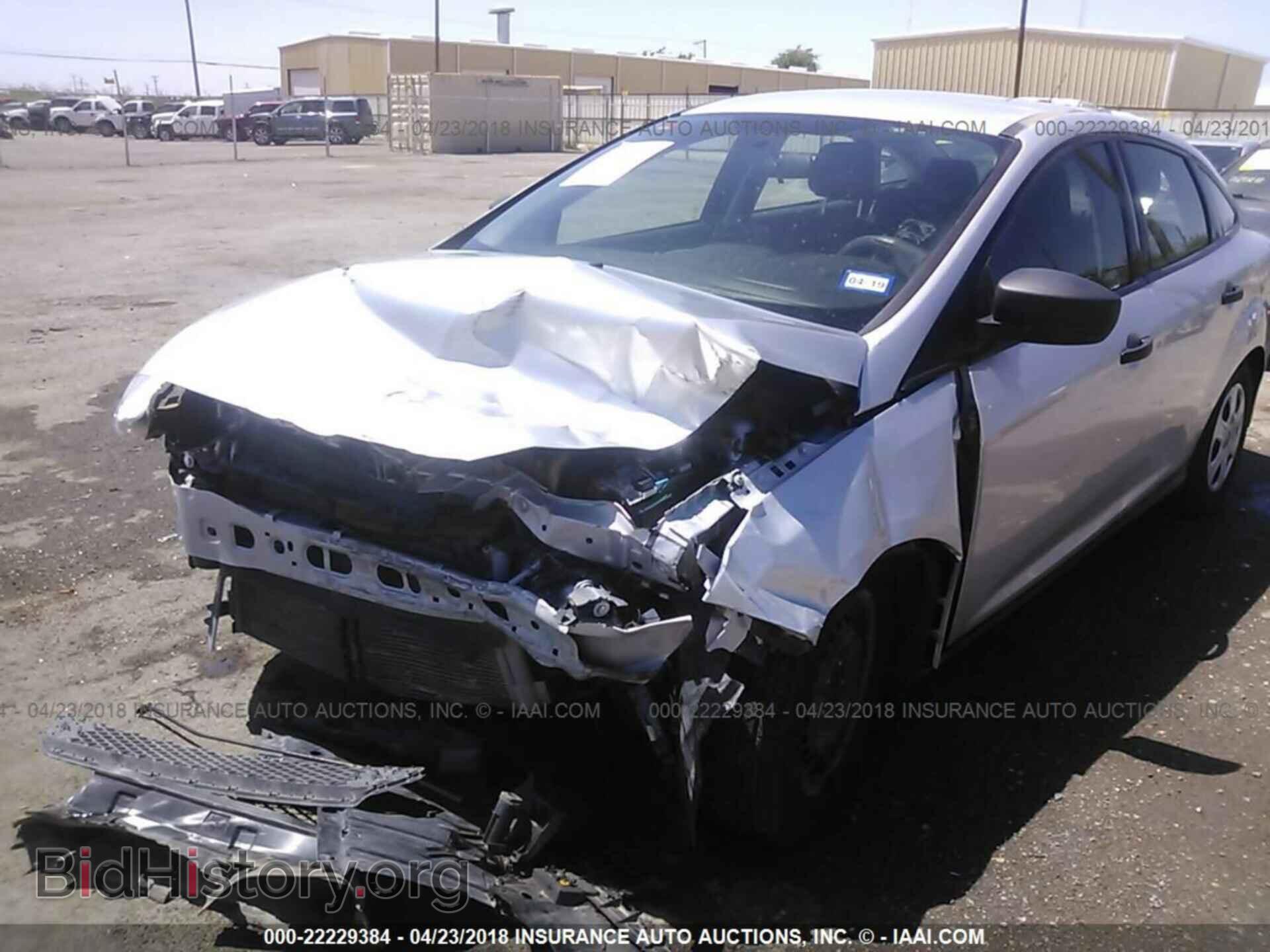 2016 Ford Focus - VIN: 1FADP3E21GL253089 - Фото 6