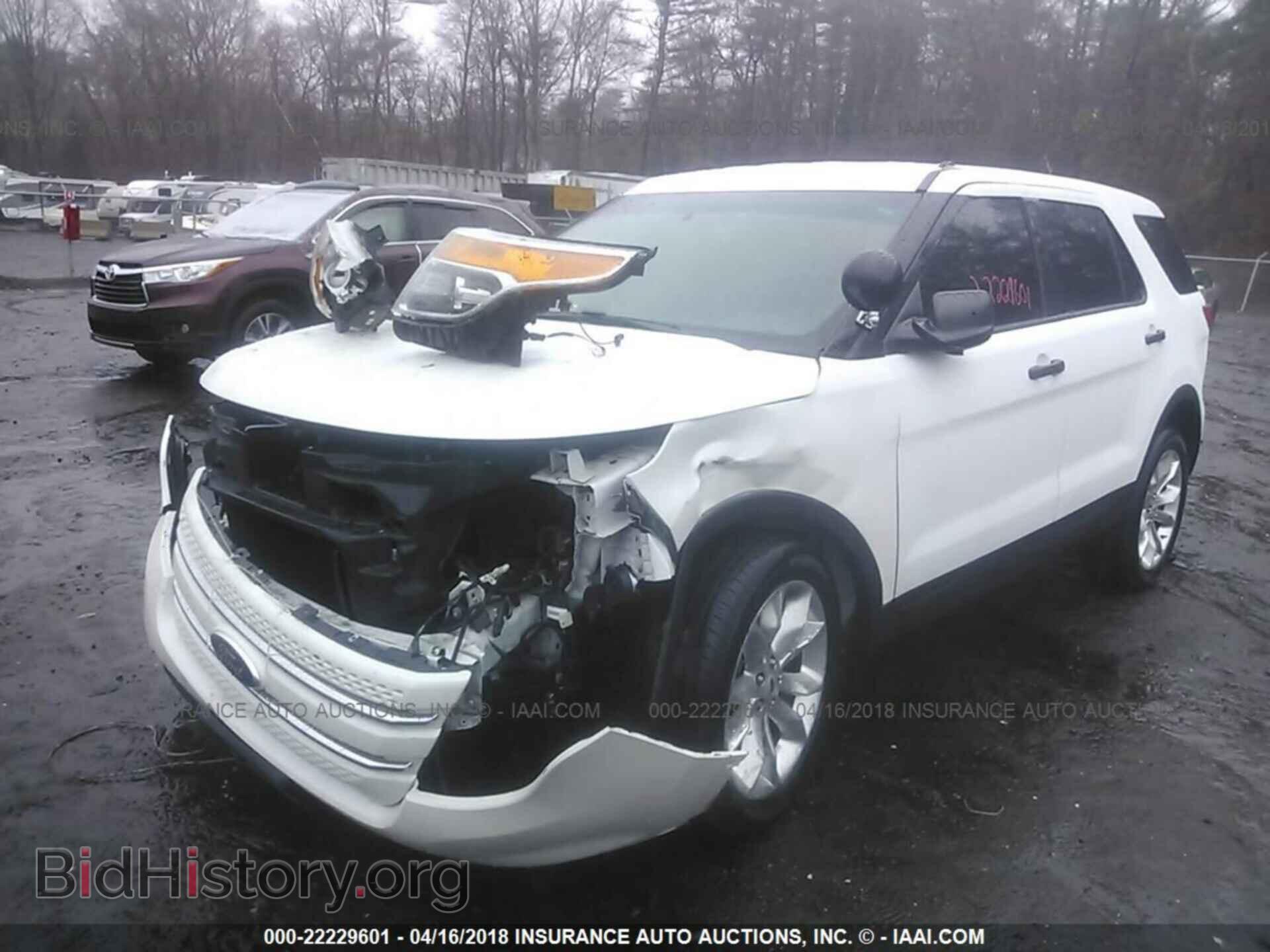 2017 Ford Explorer - VIN: 1FM5K8AR6HGA89390 - Фото 2