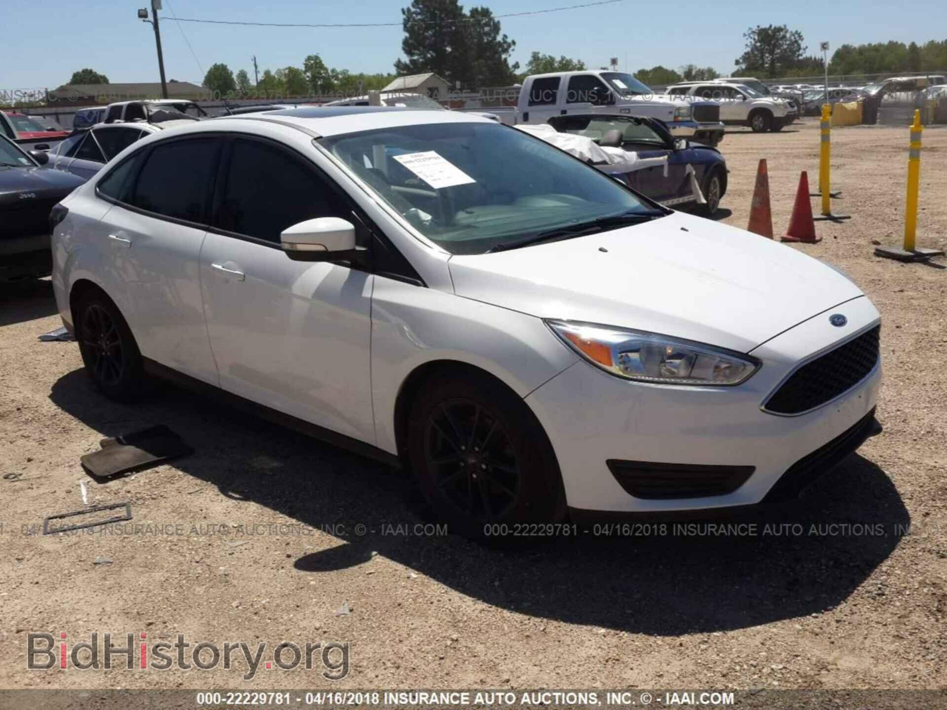 Photo 1FADP3F23GL284469 - Ford Focus 2016