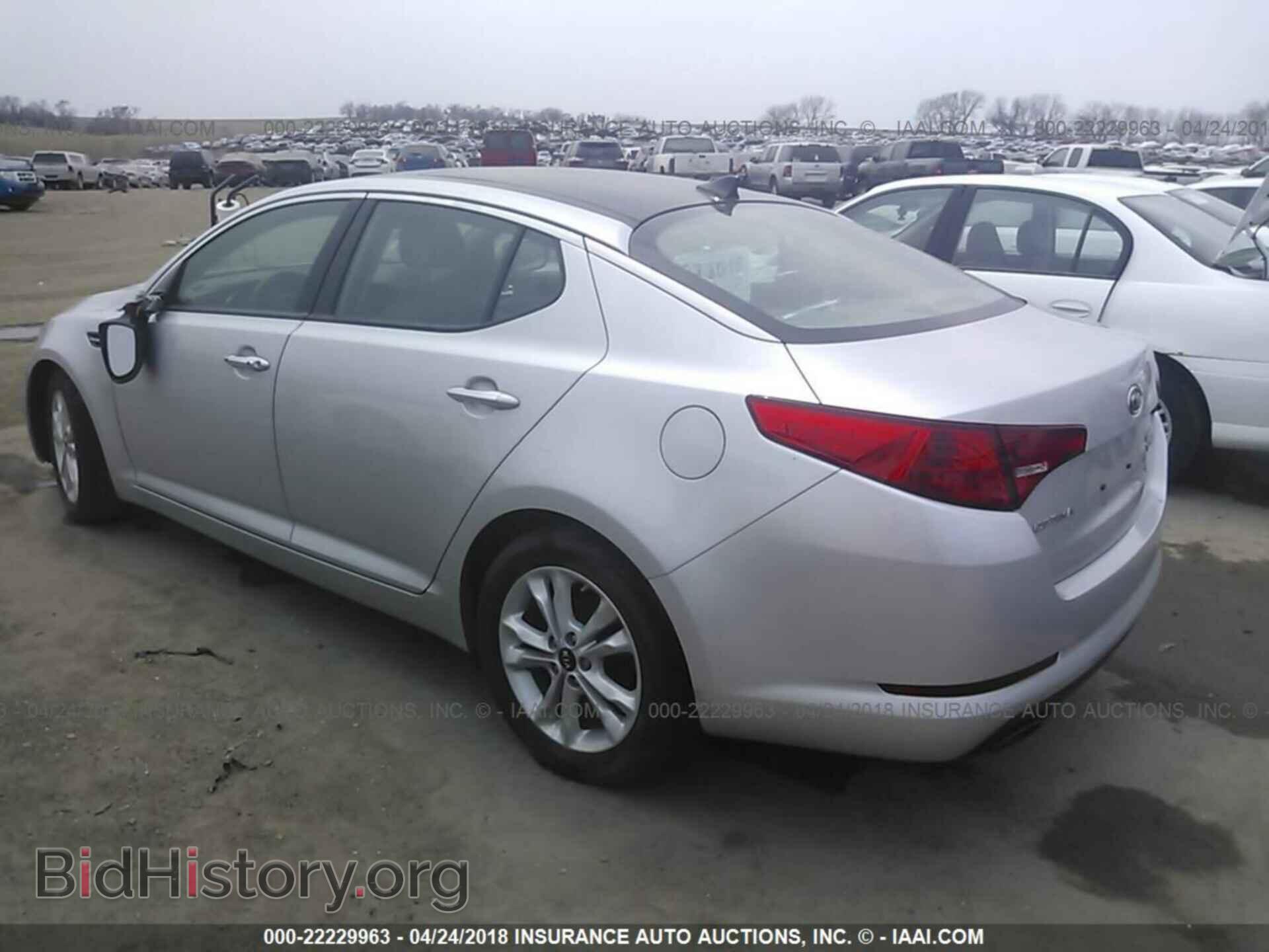 2011 Kia Optima - VIN: KNAGN4A61B5146016 - Фото 3