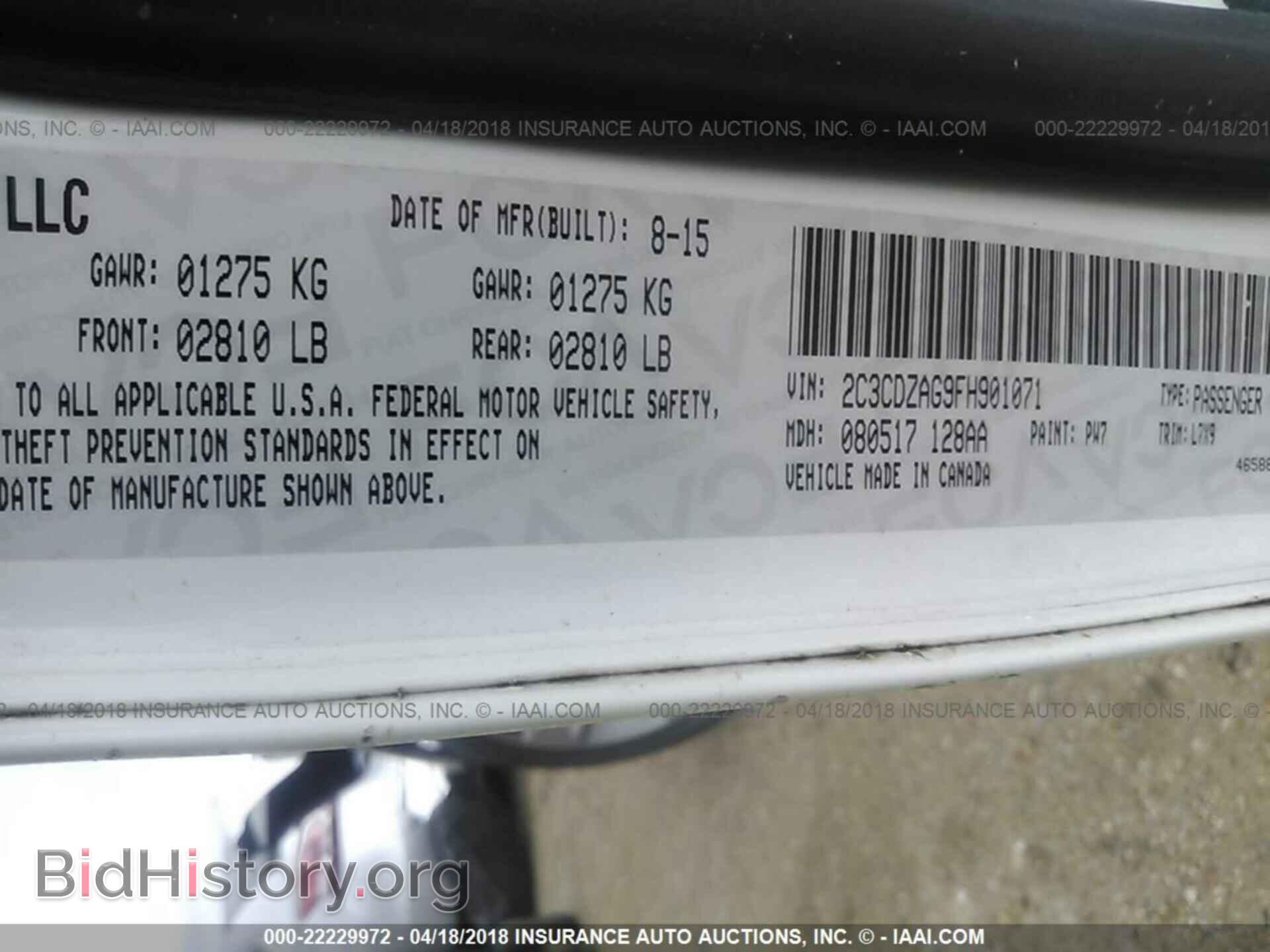 2015 Dodge Challenger - VIN: 2C3CDZAG9FH901071 - Photo 9