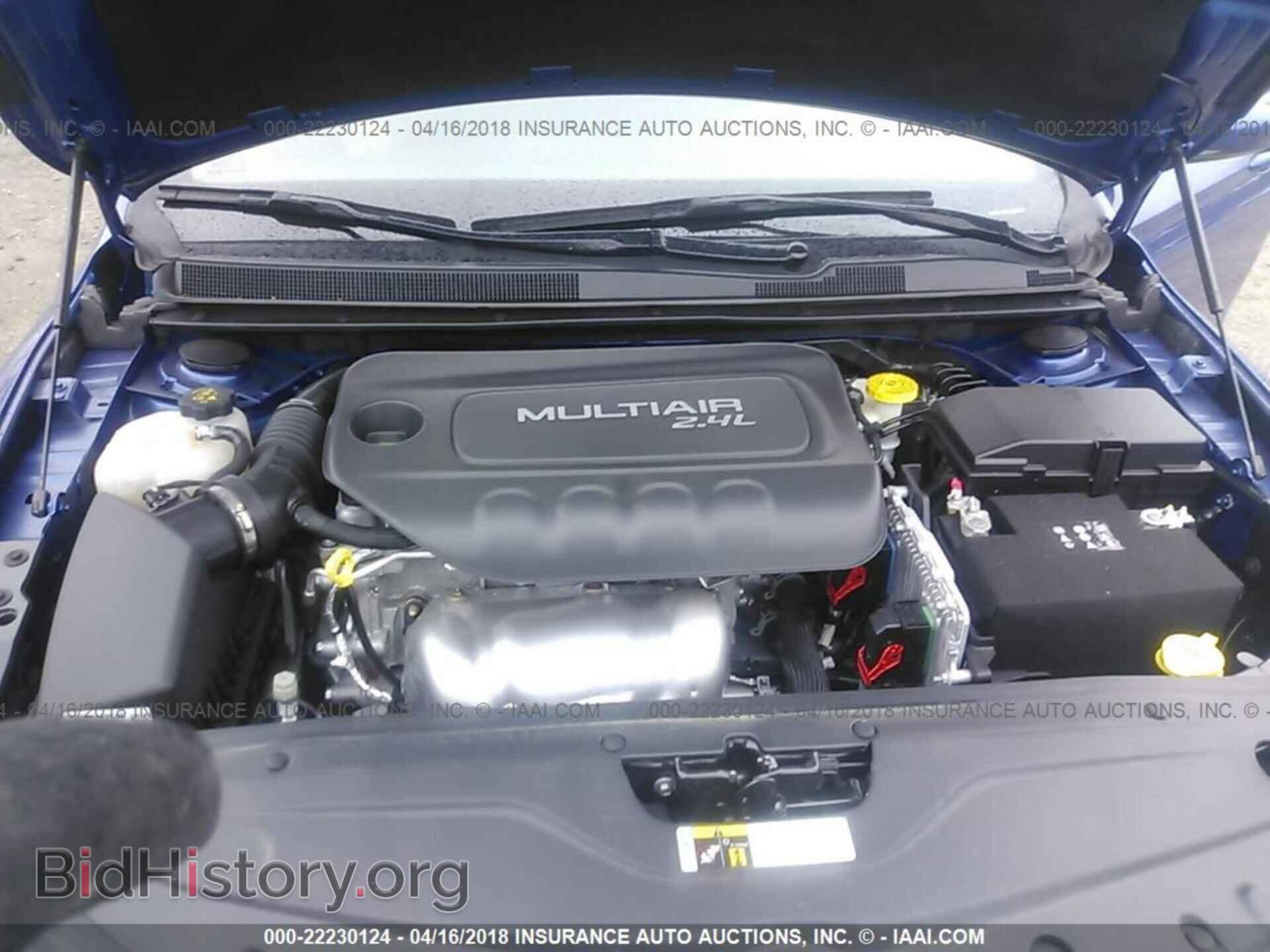 2015 Chrysler 200 - VIN: 1C3CCCAB0FN748057 - Фото 10