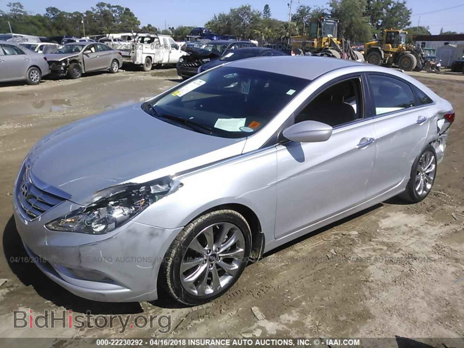 2012 Hyundai Sonata - VIN: 5NPEC4AC1CH451359 - Фото 2
