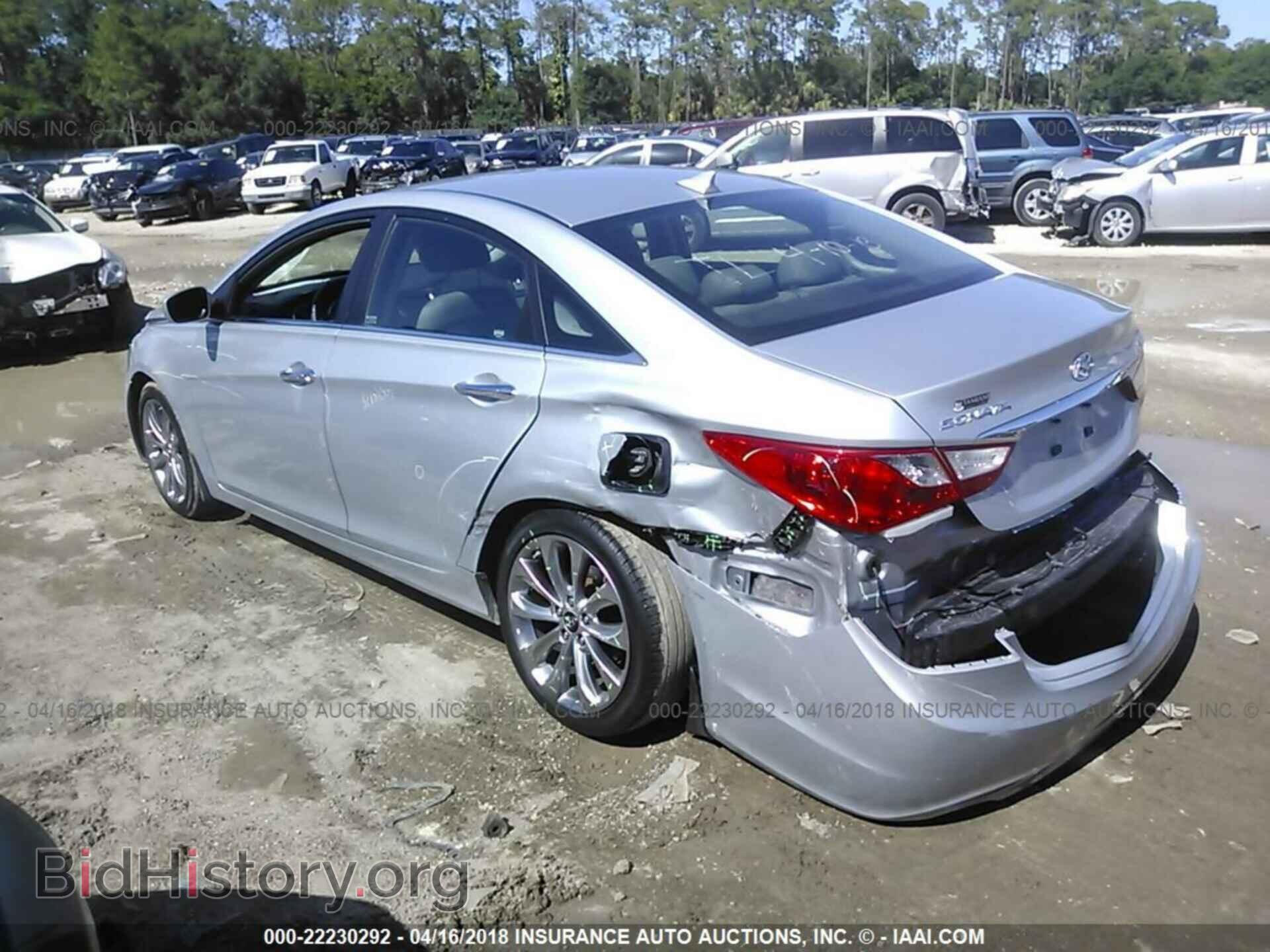 2012 Hyundai Sonata - VIN: 5NPEC4AC1CH451359 - Фото 3