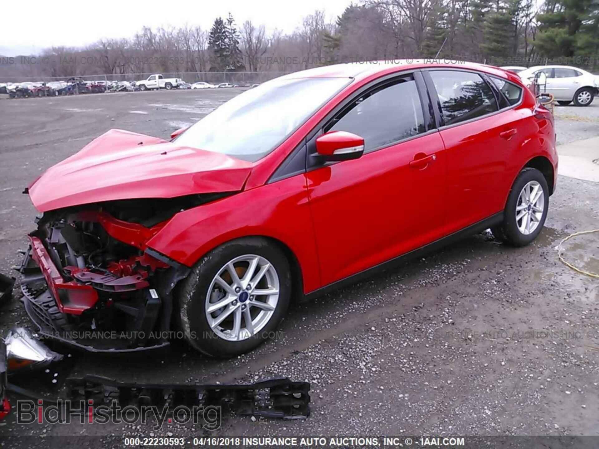 2017 Ford Focus - VIN: 1FADP3K21HL213519 - Photo 2