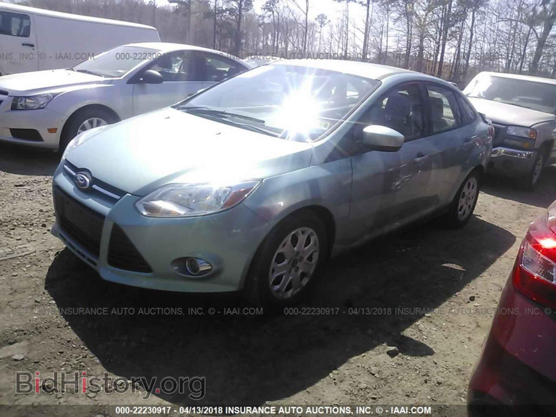 2012 Ford Focus - VIN: 1FAHP3F26CL254894 - Фото 2