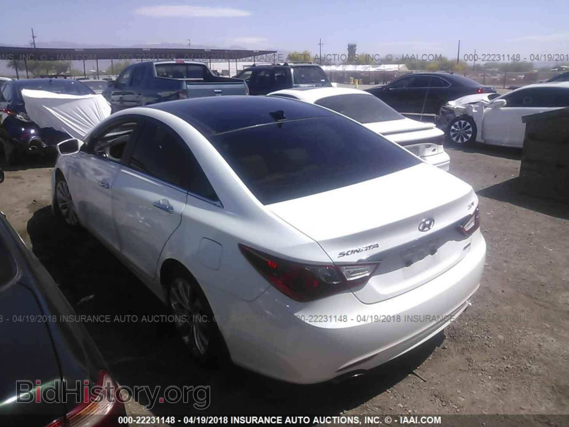 2012 Hyundai Sonata - VIN: 5NPEC4AB7CH385617 - Photo 3