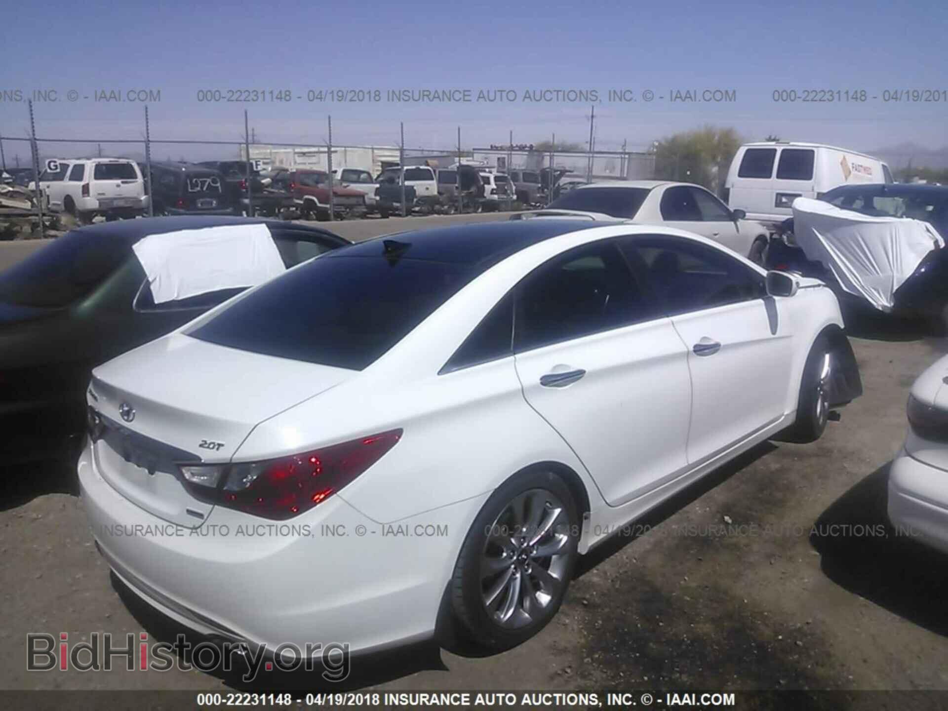 2012 Hyundai Sonata - VIN: 5NPEC4AB7CH385617 - Photo 4