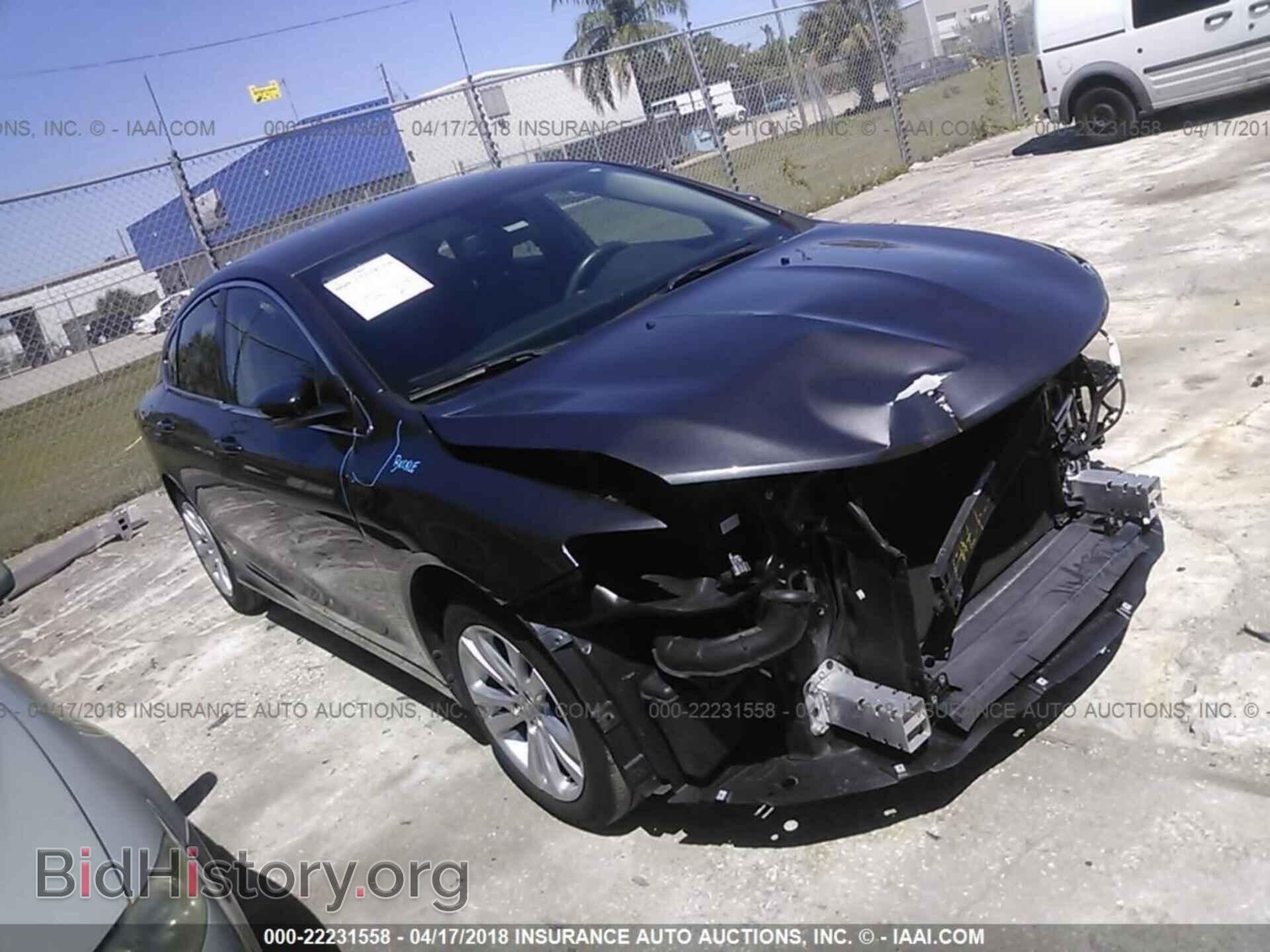 Photo 1C3CCCABXFN695187 - Chrysler 200 2015
