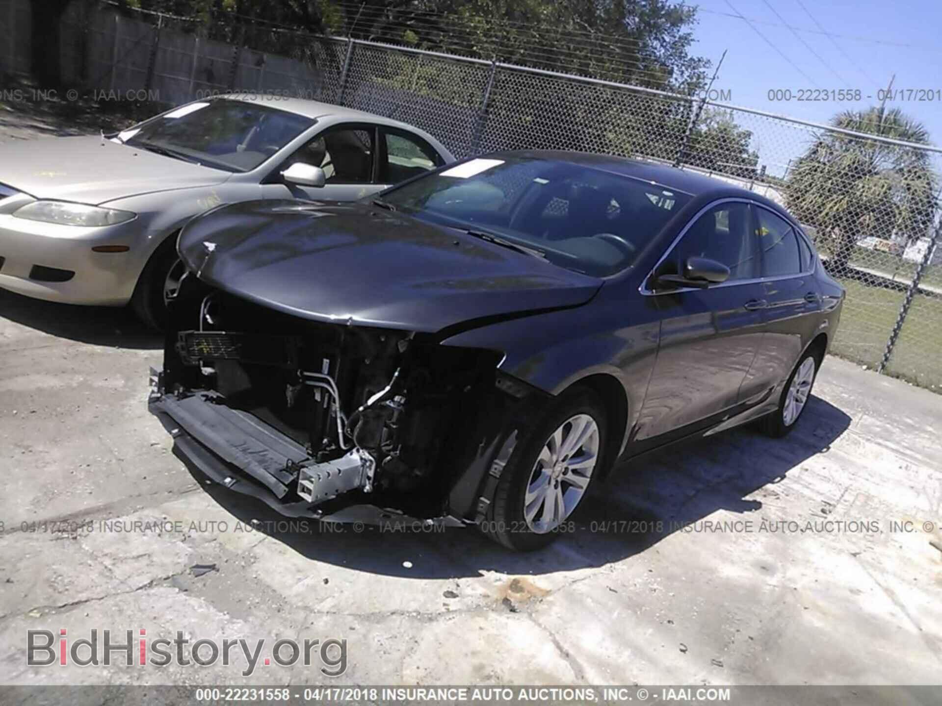 2015 Chrysler 200 - VIN: 1C3CCCABXFN695187 - Фото 2