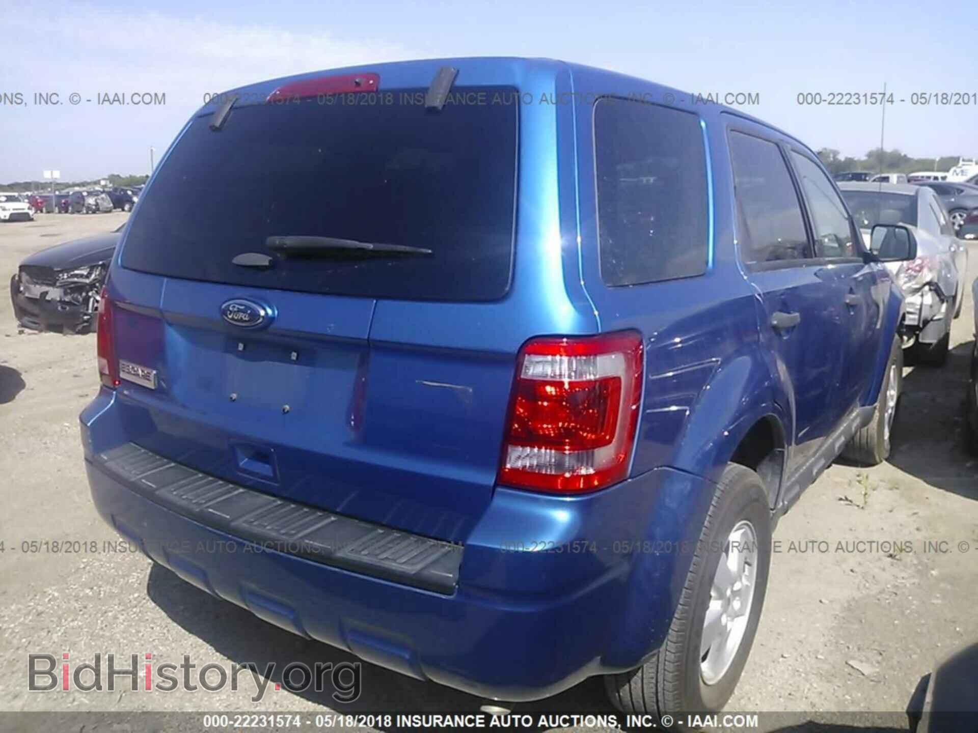 2012 Ford Escape - VIN: 1FMCU0C77CKB94329 - Photo 4