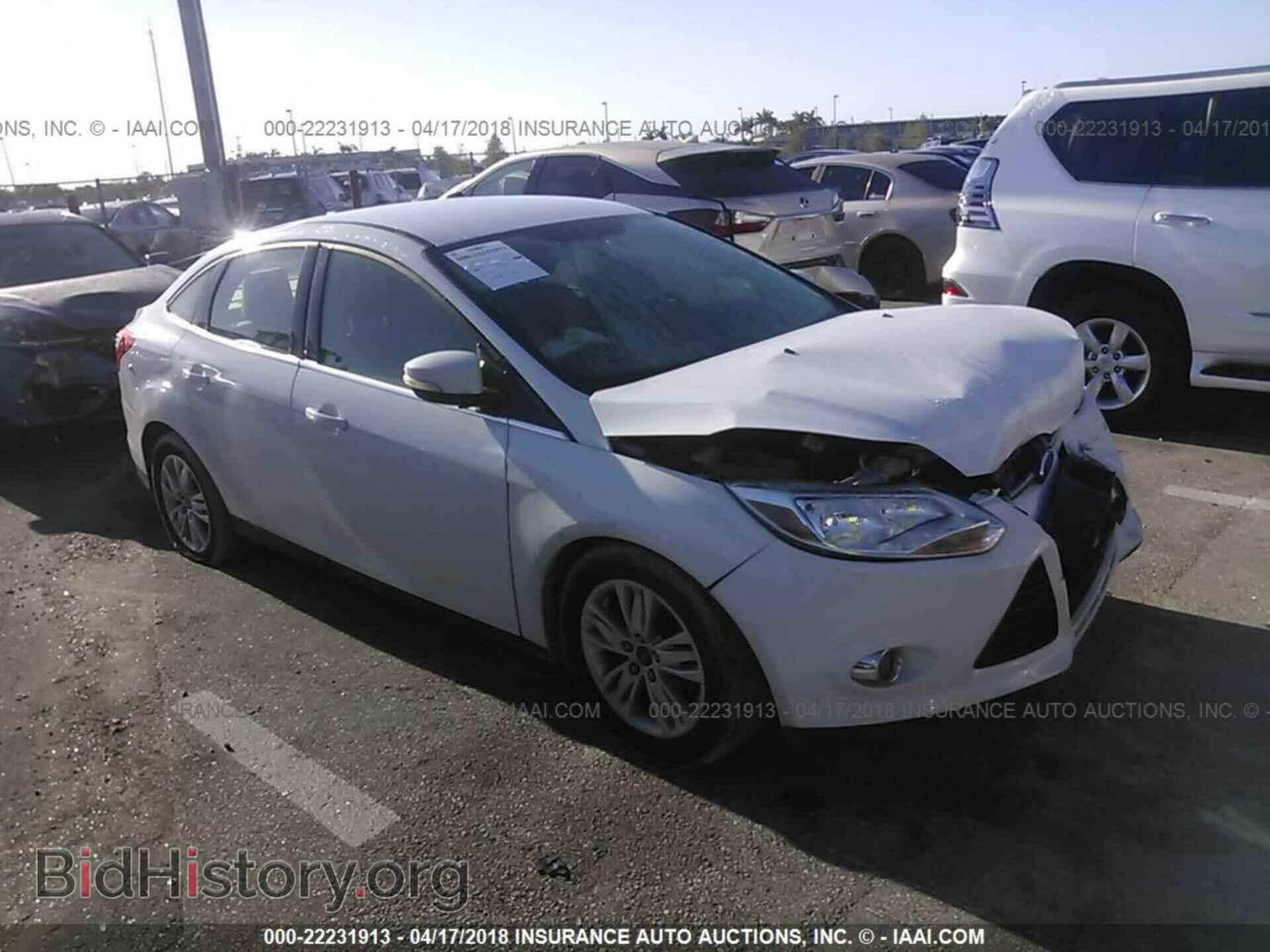 Фотография 1FAHP3H21CL375717 - Ford Focus 2012