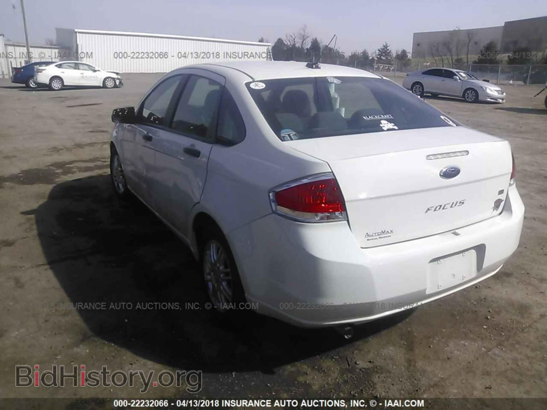 2011 Ford Focus - VIN: 1FAHP3FN3BW148118 - Фото 3