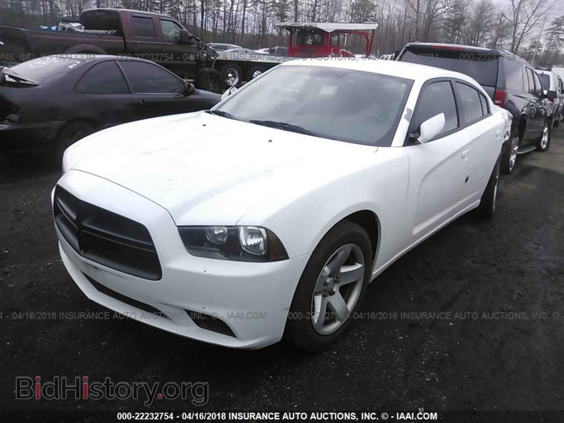 2012 Dodge Charger - VIN: 2C3CDXAG0CH280397 - Photo 2