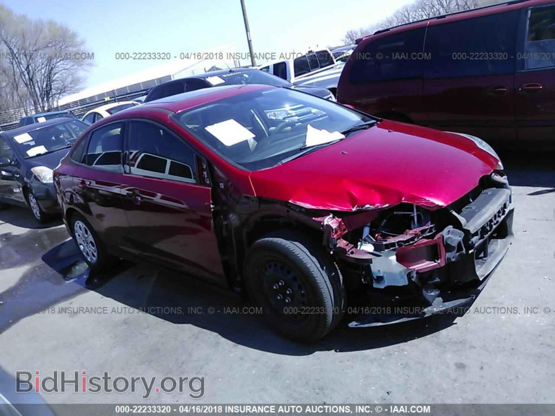 Photo 1FAHP3F28CL129900 - Ford Focus 2012