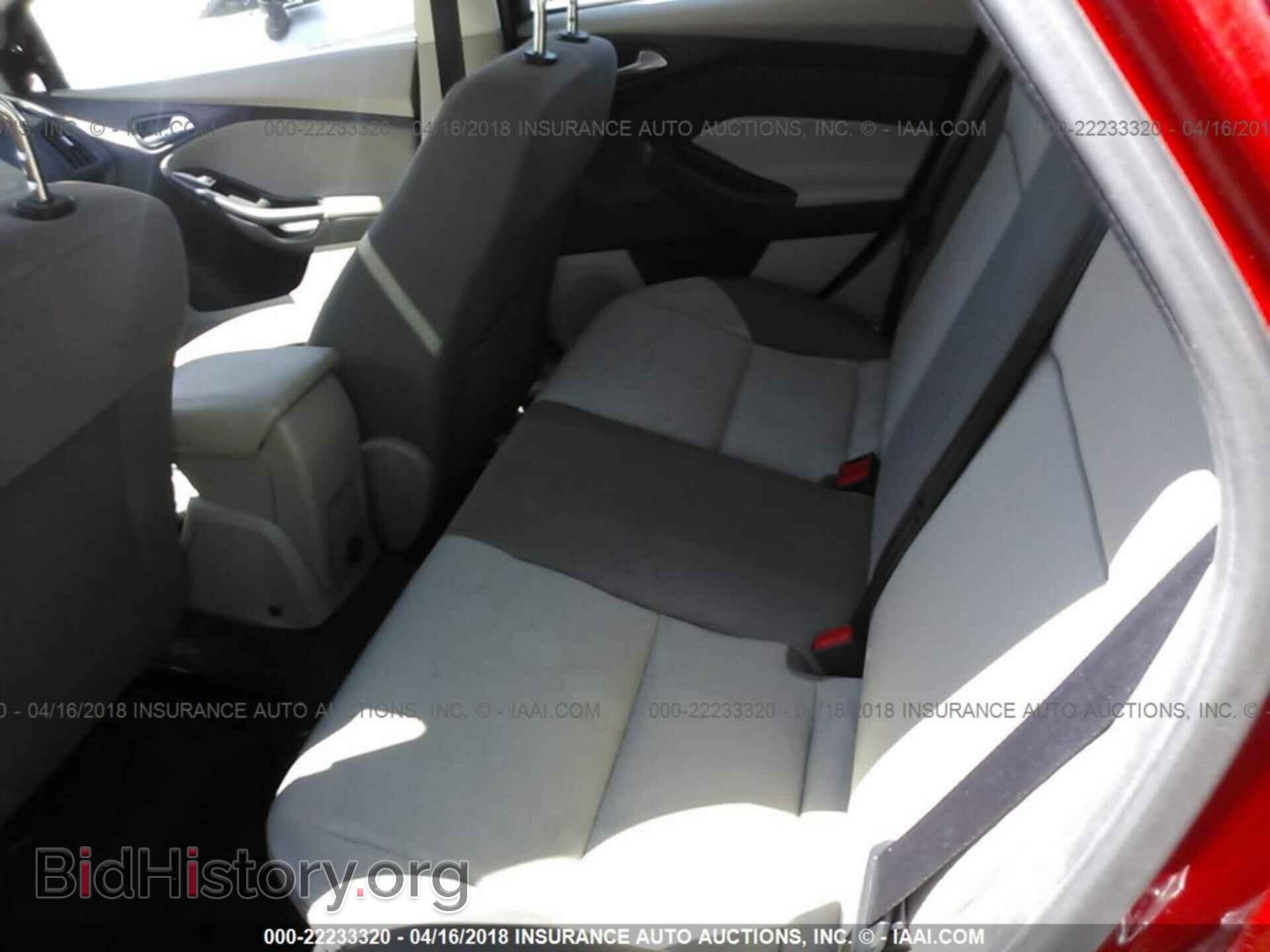 2012 Ford Focus - VIN: 1FAHP3F28CL129900 - Photo 8