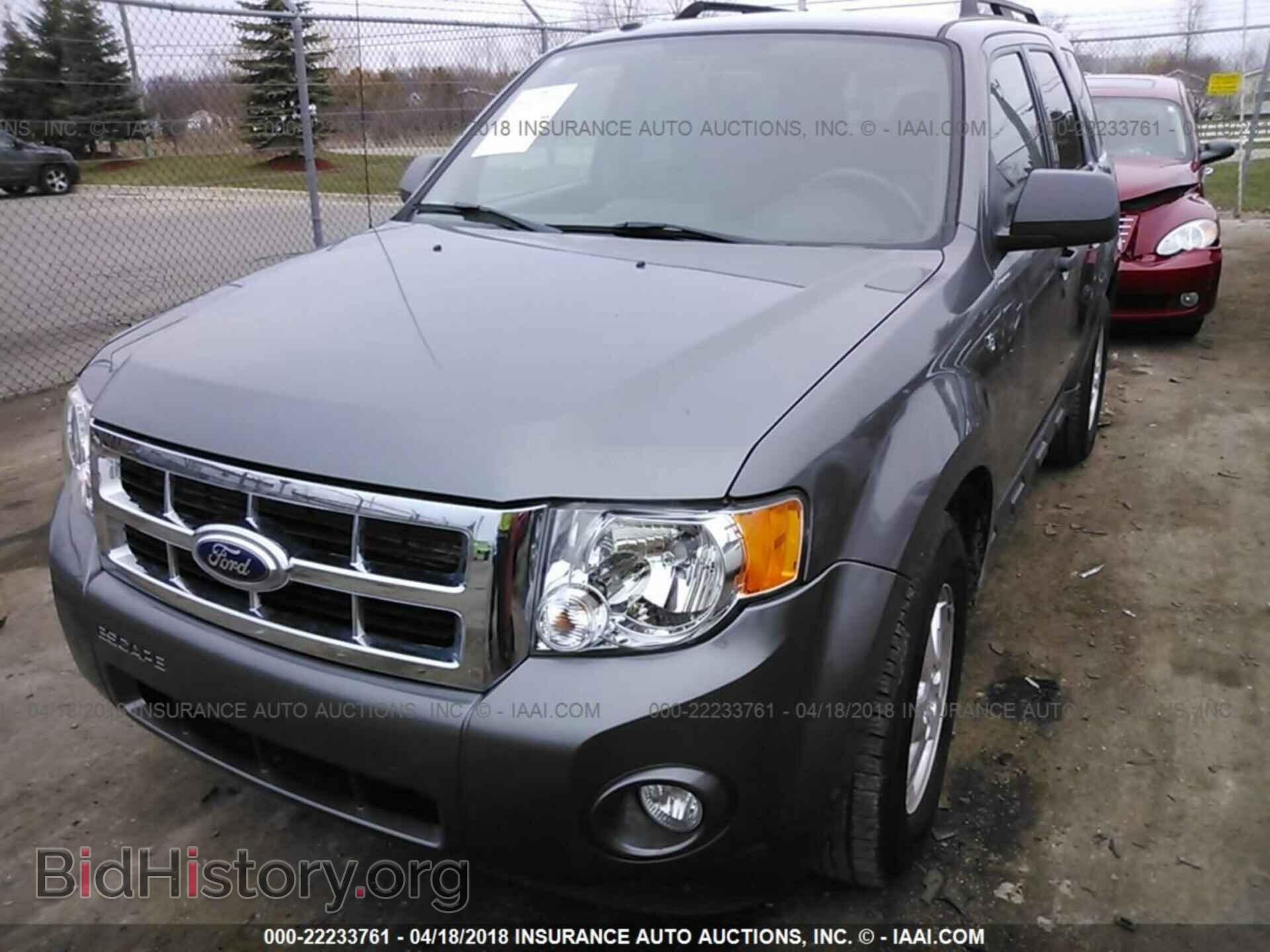 2011 Ford Escape - VIN: 1FMCU9DG5BKC22839 - Фото 2