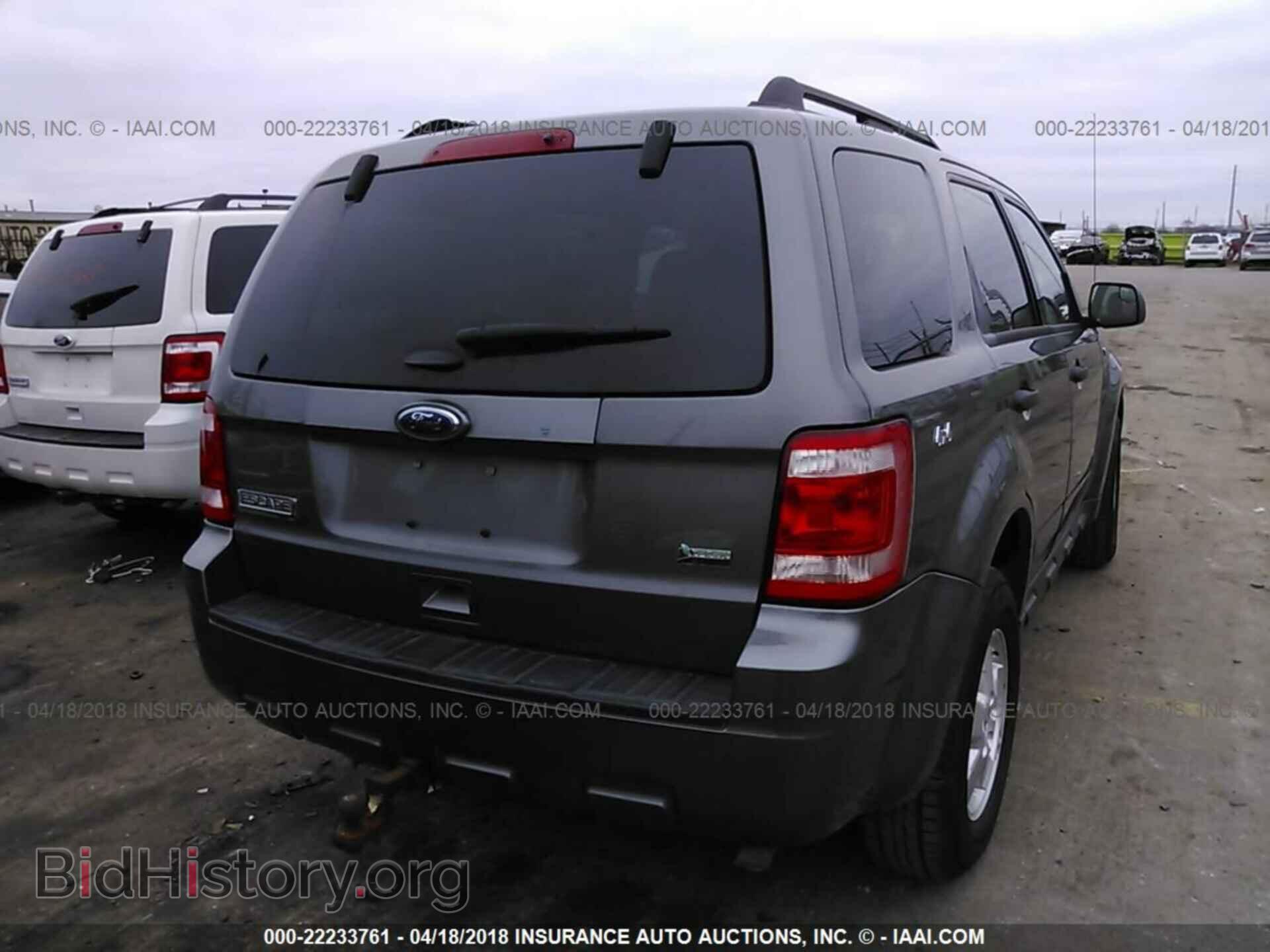 2011 Ford Escape - VIN: 1FMCU9DG5BKC22839 - Фото 4