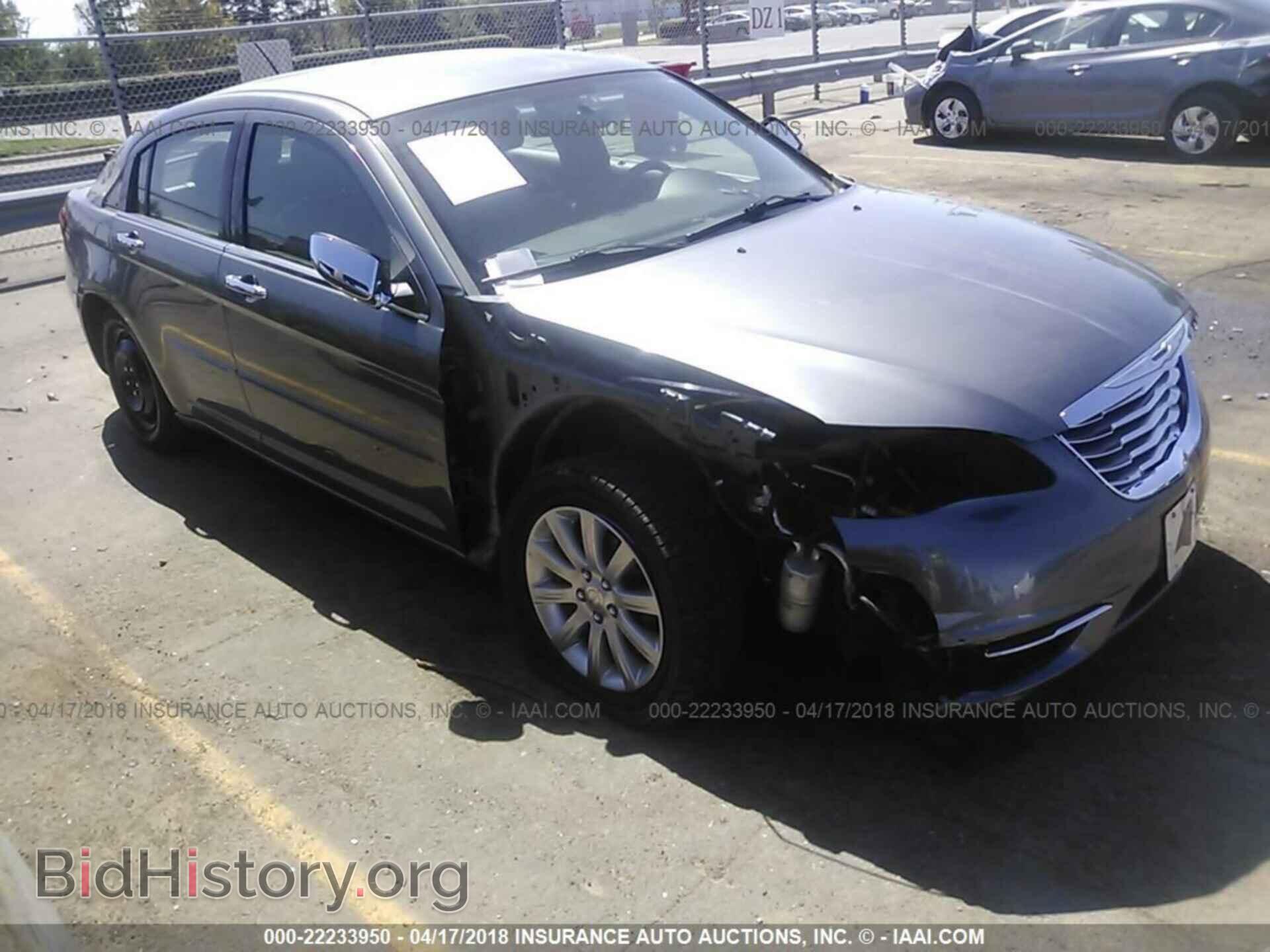 Photo 1C3CCBCG9DN607620 - Chrysler 200 2013