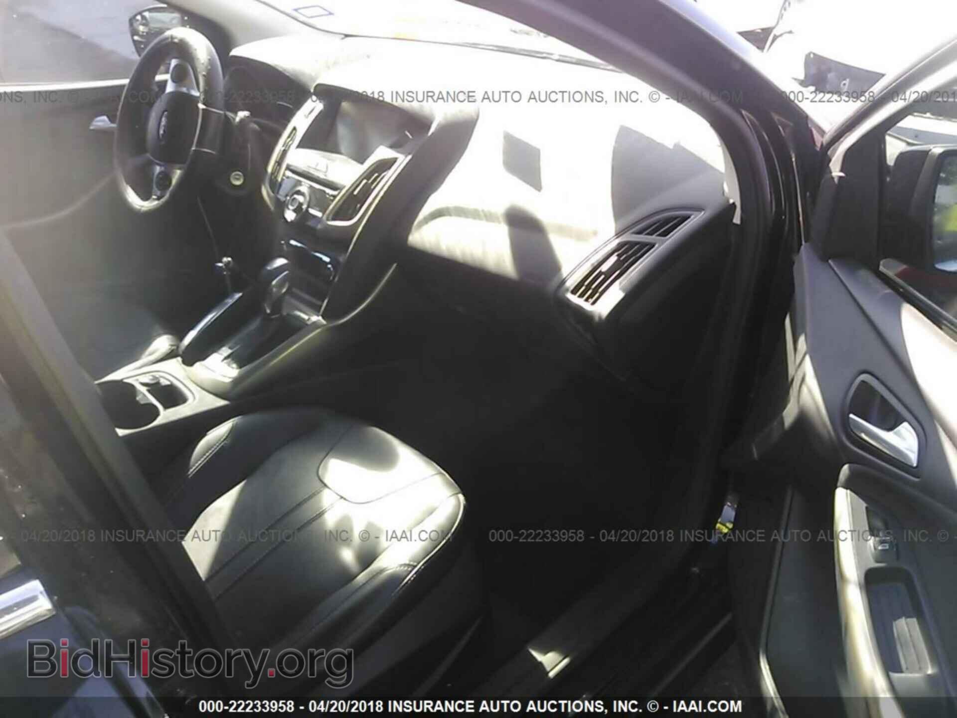 2012 Ford Focus - VIN: 1FAHP3M21CL428681 - Photo 5